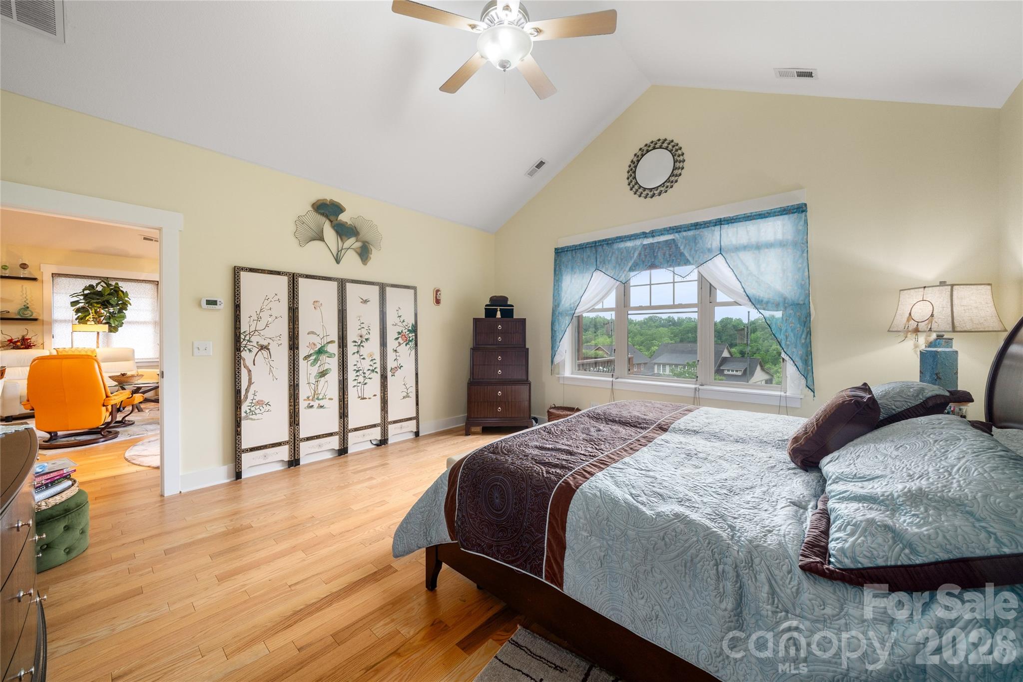 3 Holland Mountain View Property Photo 14