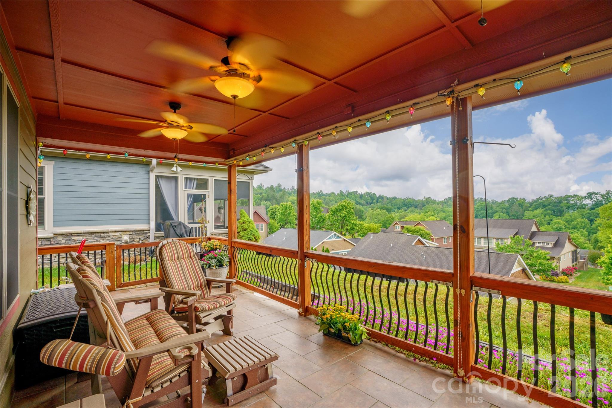 3 Holland Mountain View Property Photo 23