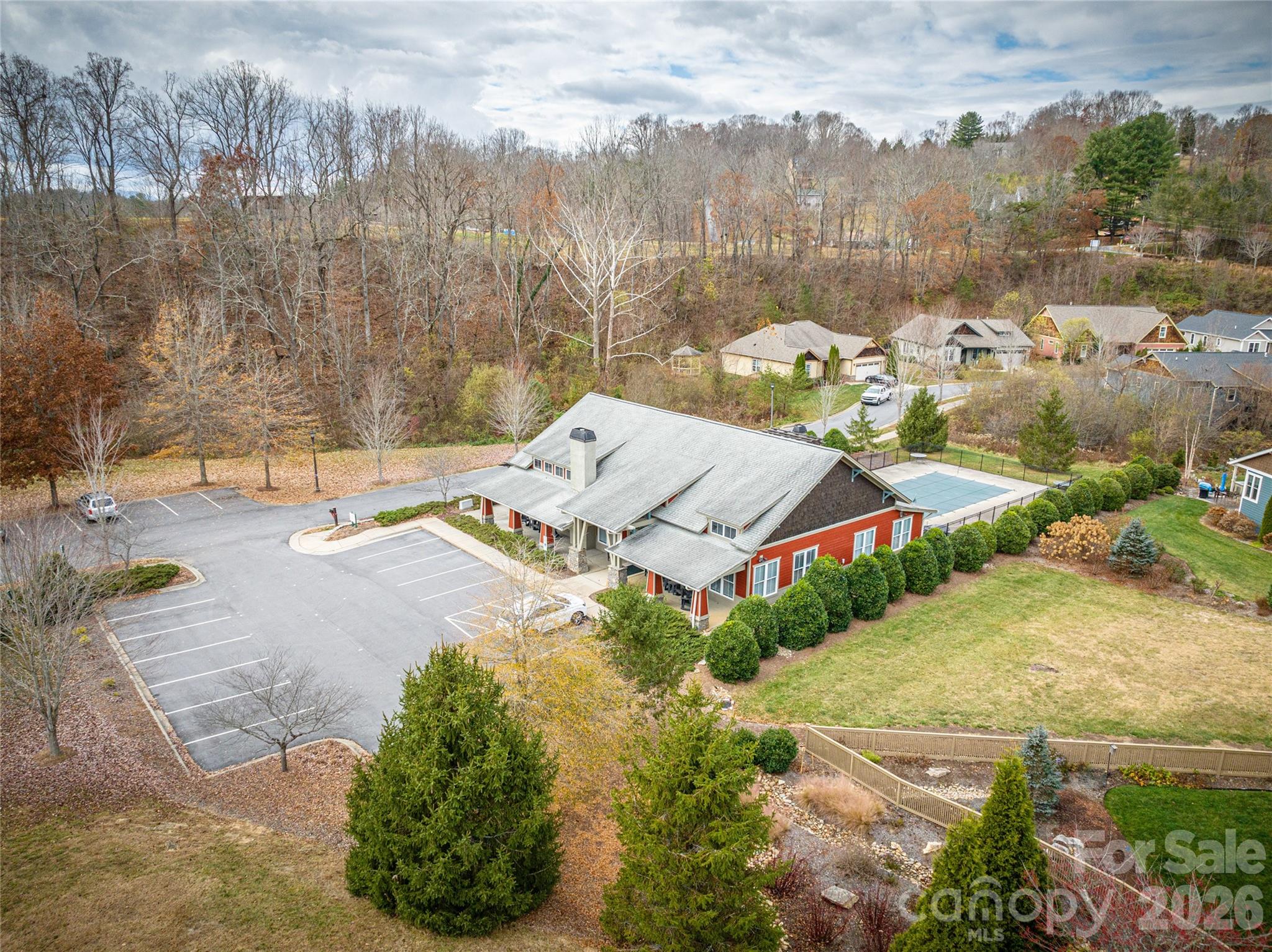 3 Holland Mountain View Property Photo 32