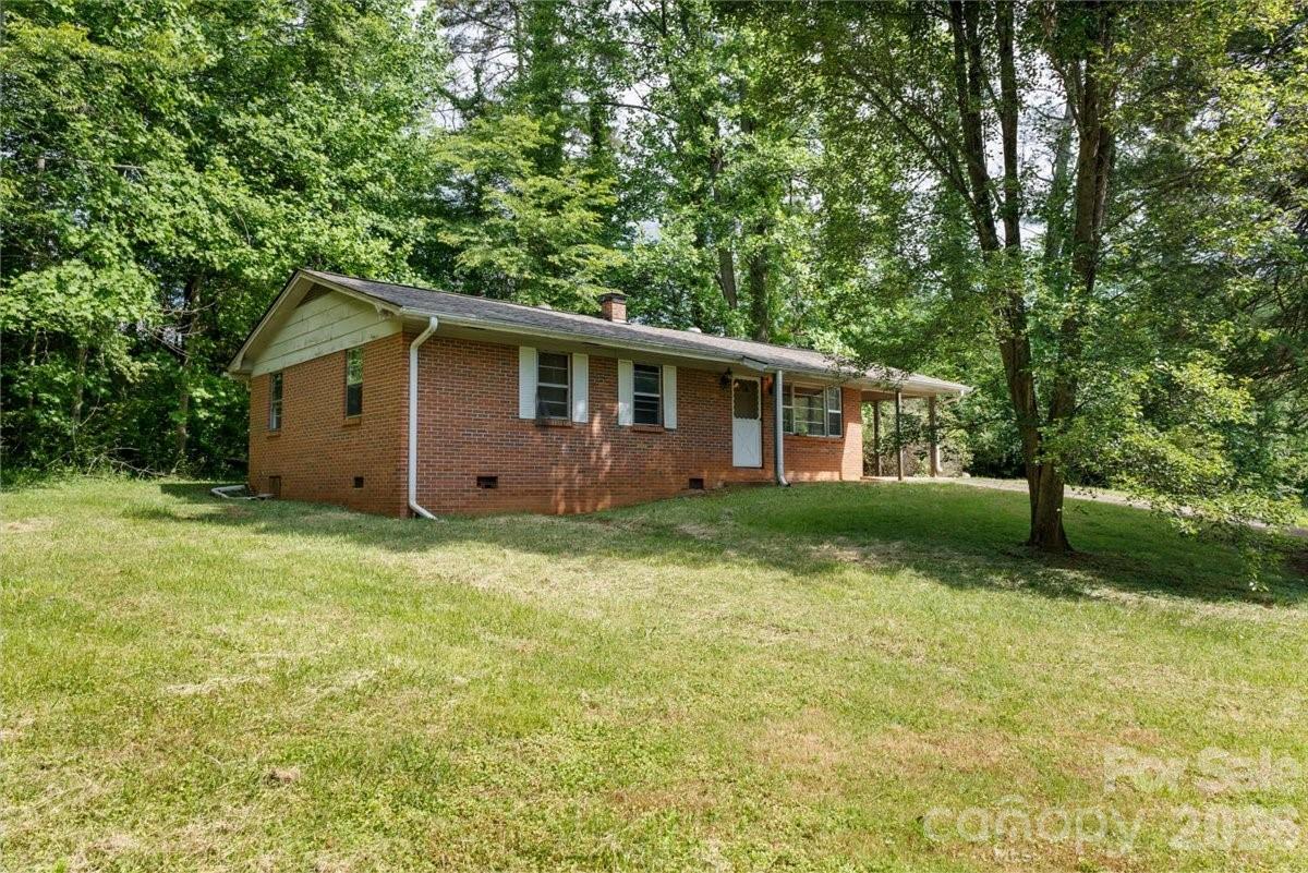 156 Old Sweetwater Road Property Photo 1