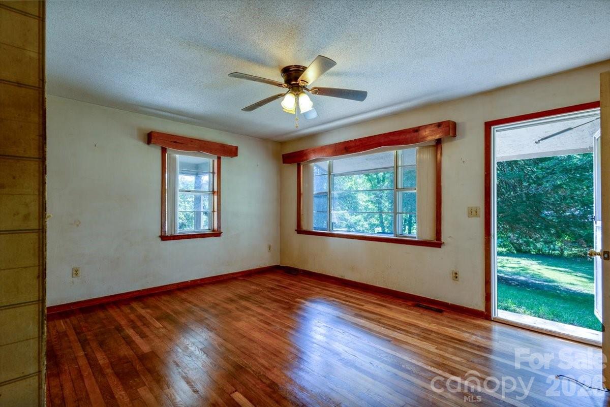 156 Old Sweetwater Road Property Photo 8