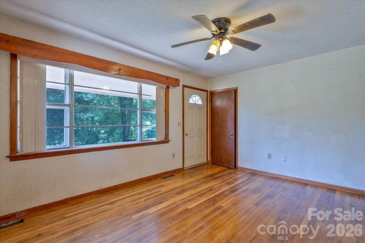 156 Old Sweetwater Road Property Photo 9