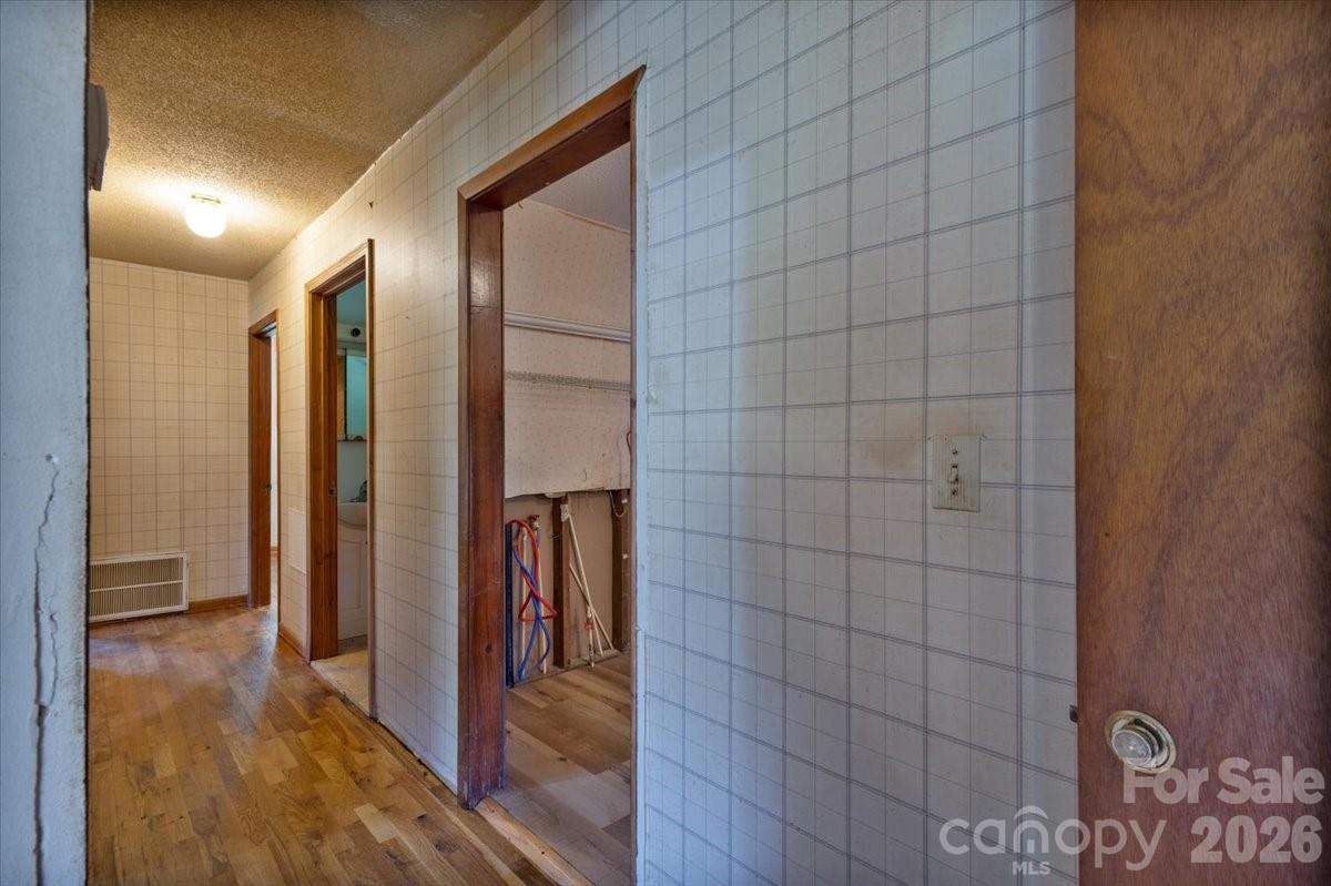 156 Old Sweetwater Road Property Photo 14