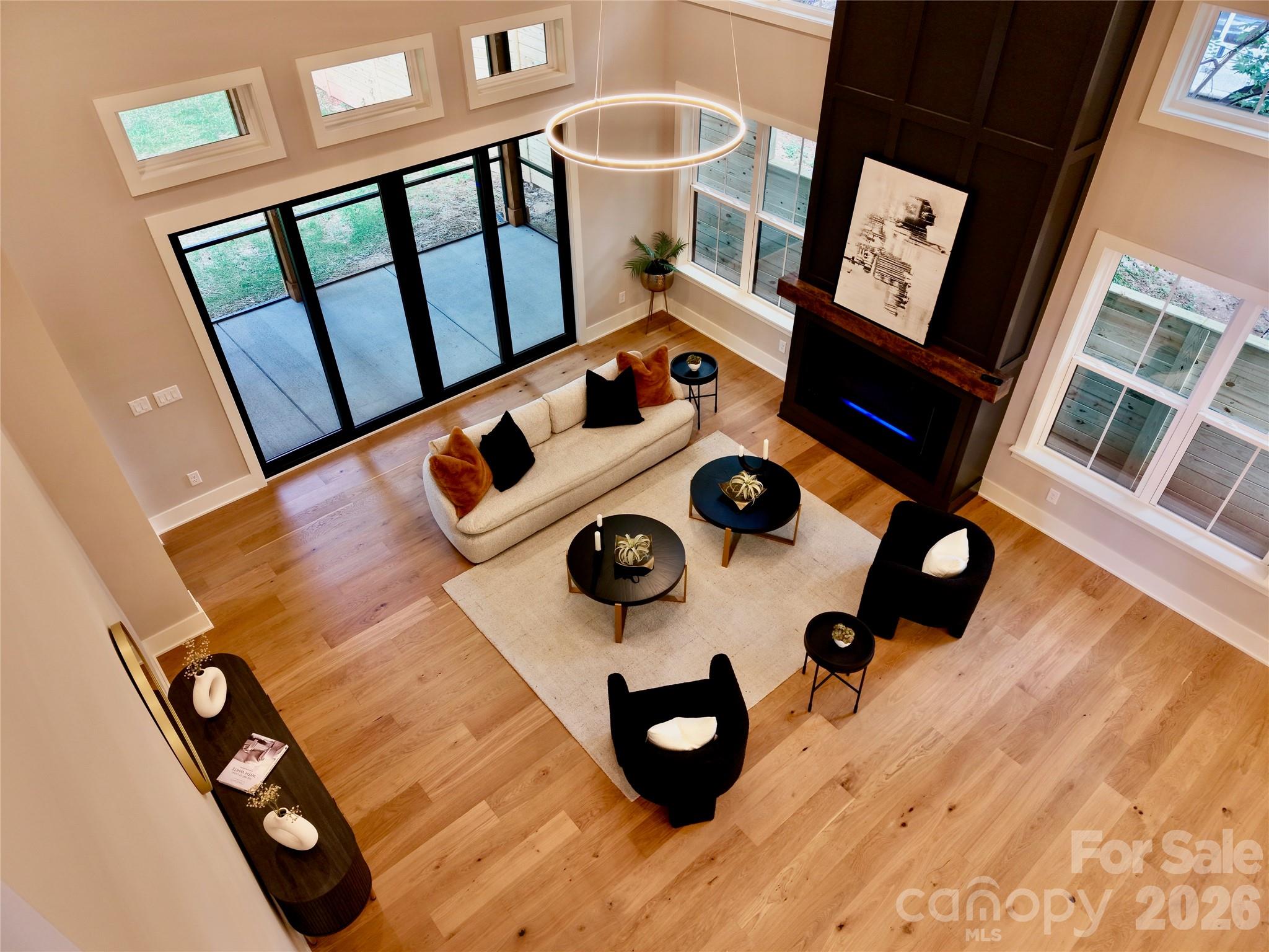 442 Sylvania Avenue Property Photo 14
