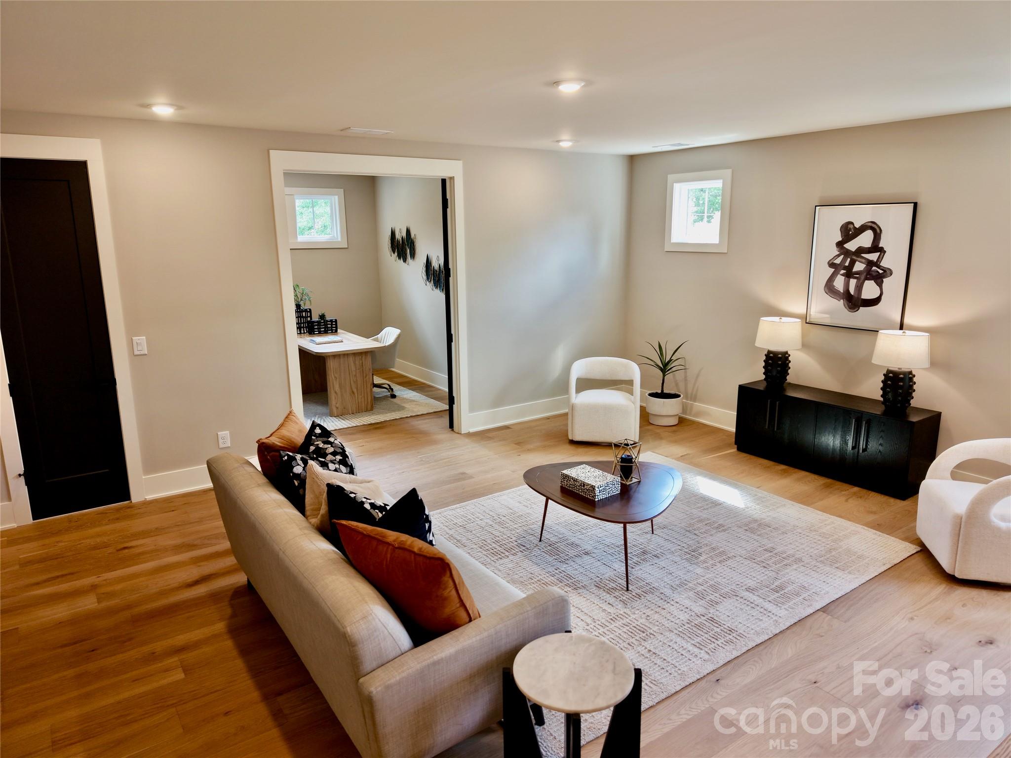 442 Sylvania Avenue Property Photo 22