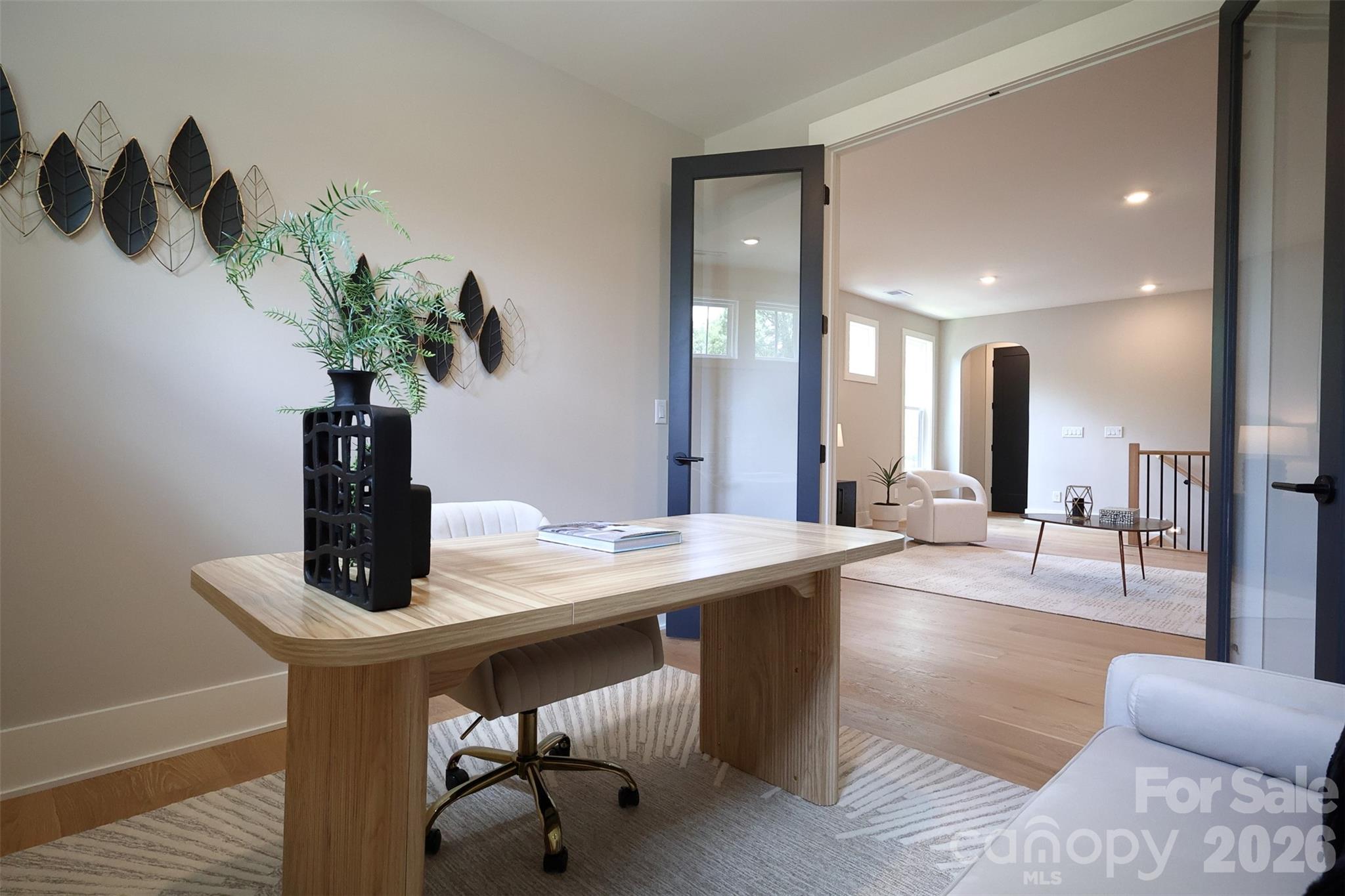 442 Sylvania Avenue Property Photo 25