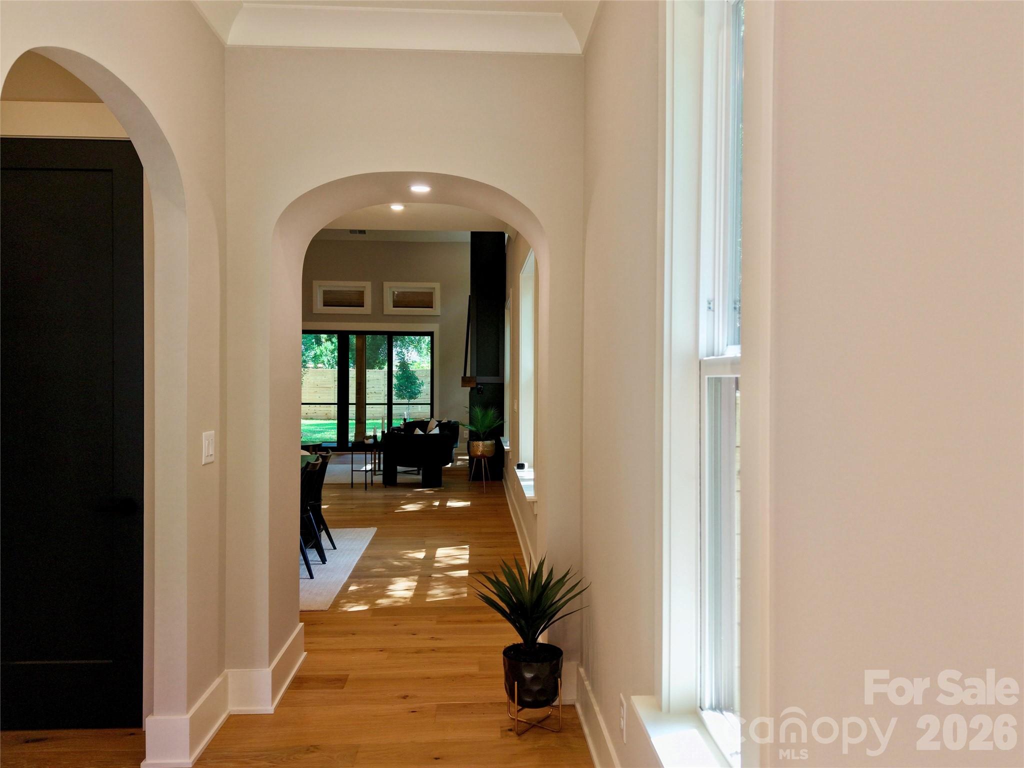 442 Sylvania Avenue Property Photo 31