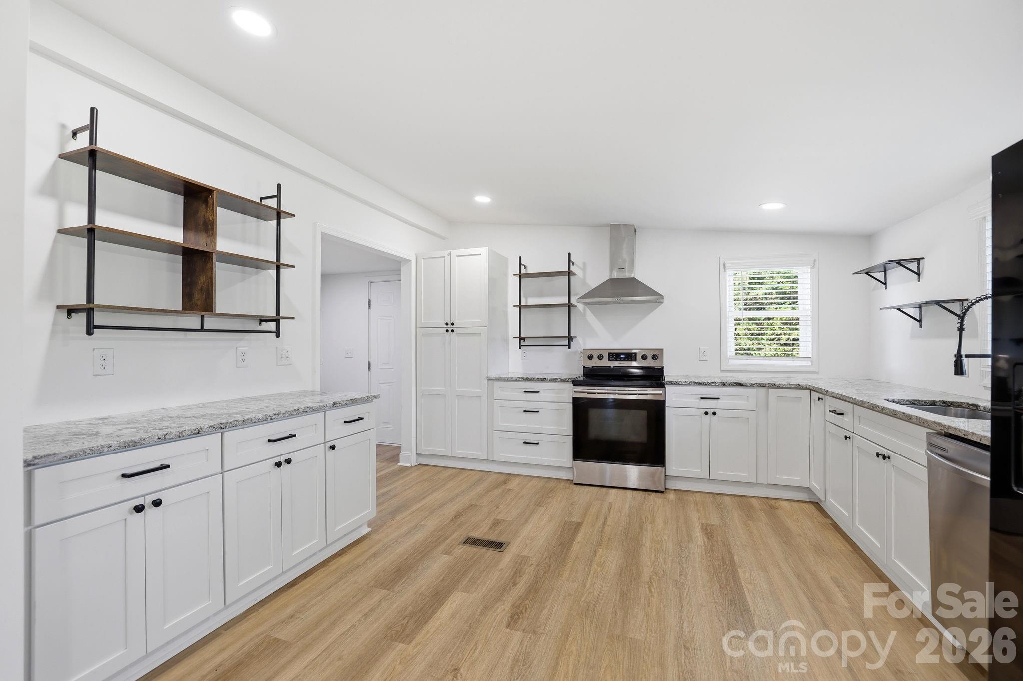 9644 Blackwelder Road Property Photo 10