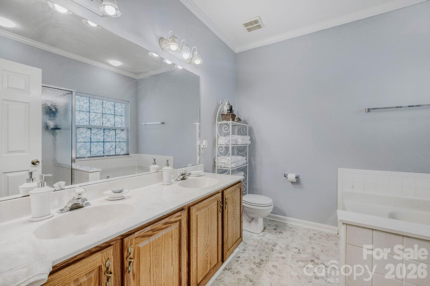 11718 Planters Estates Drive Property Photo 18
