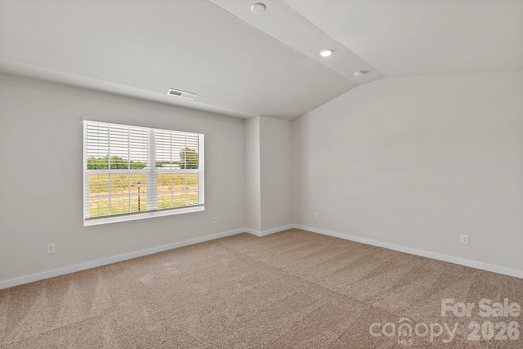 710 Willow Estates Drive Property Photo 12