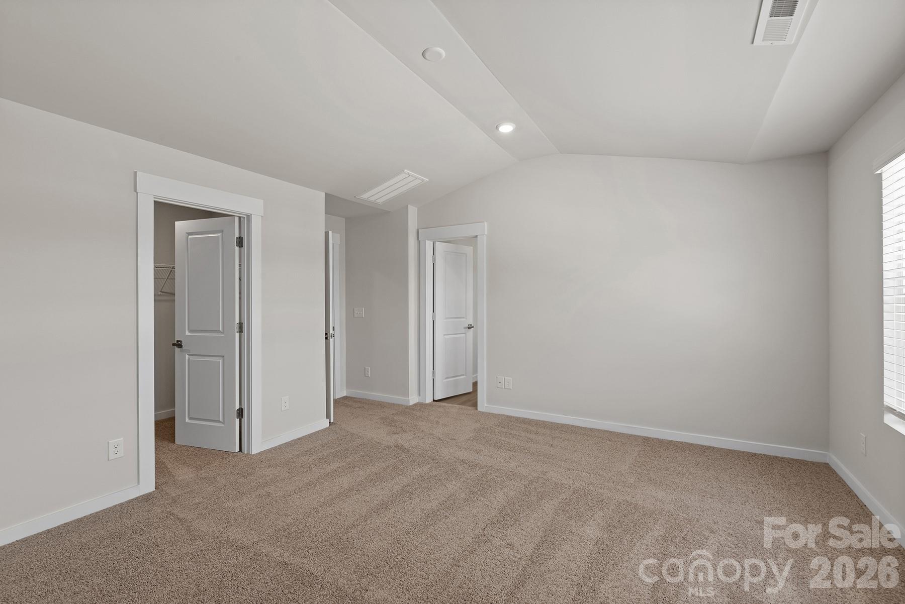 710 Willow Estates Drive Property Photo 13