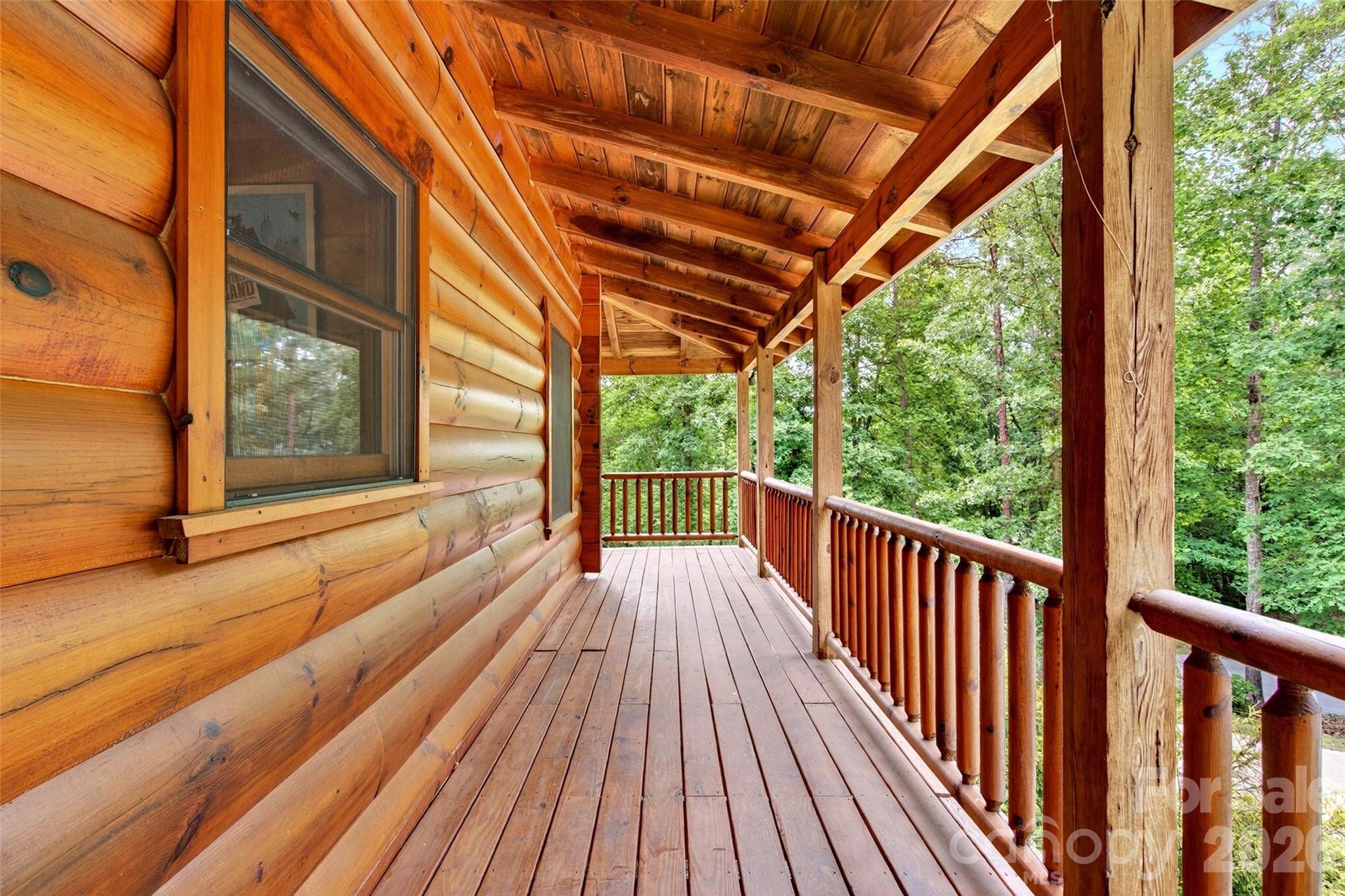 34 Waterfall Drive Property Photo 8