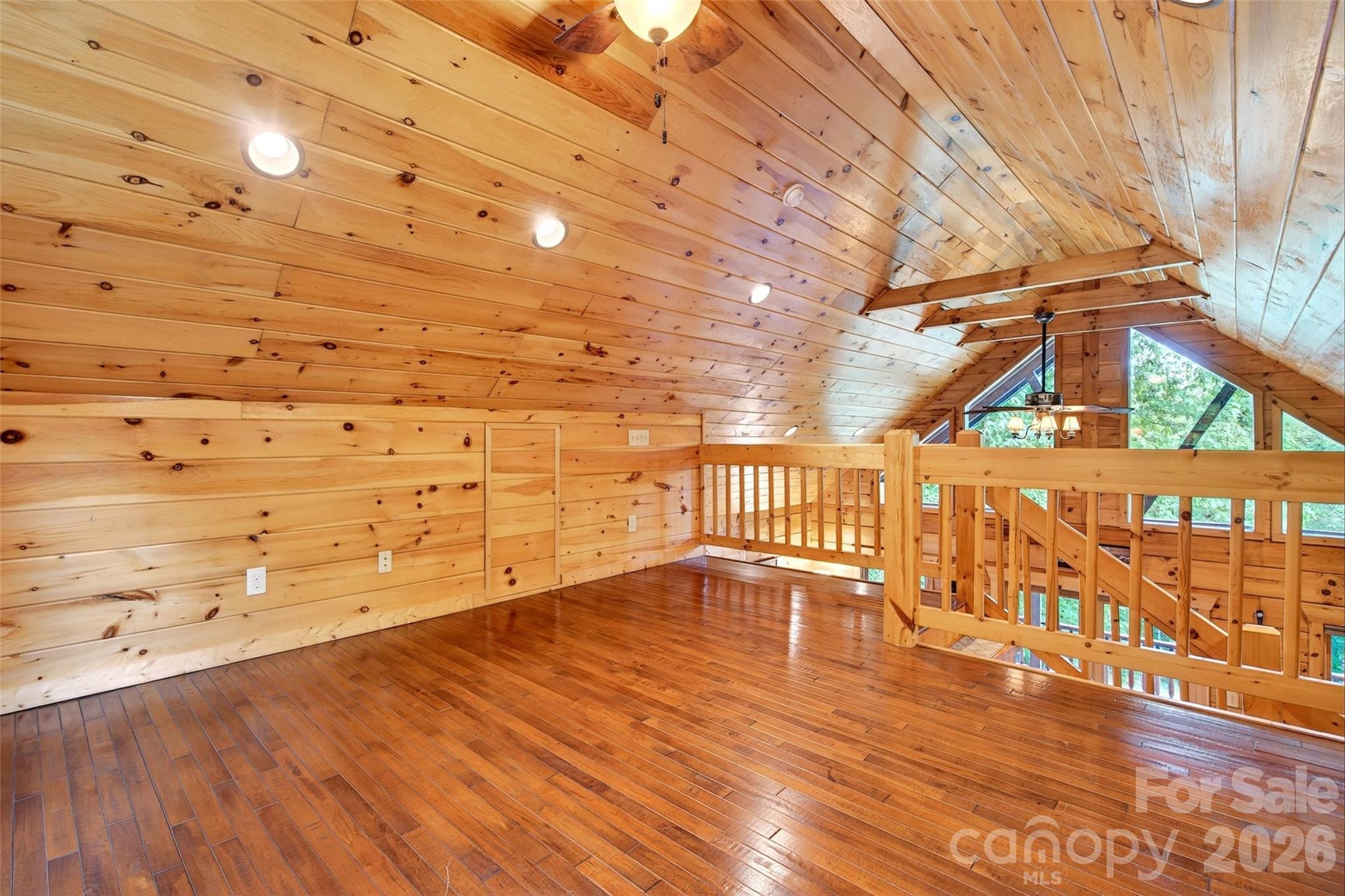 34 Waterfall Drive Property Photo 21
