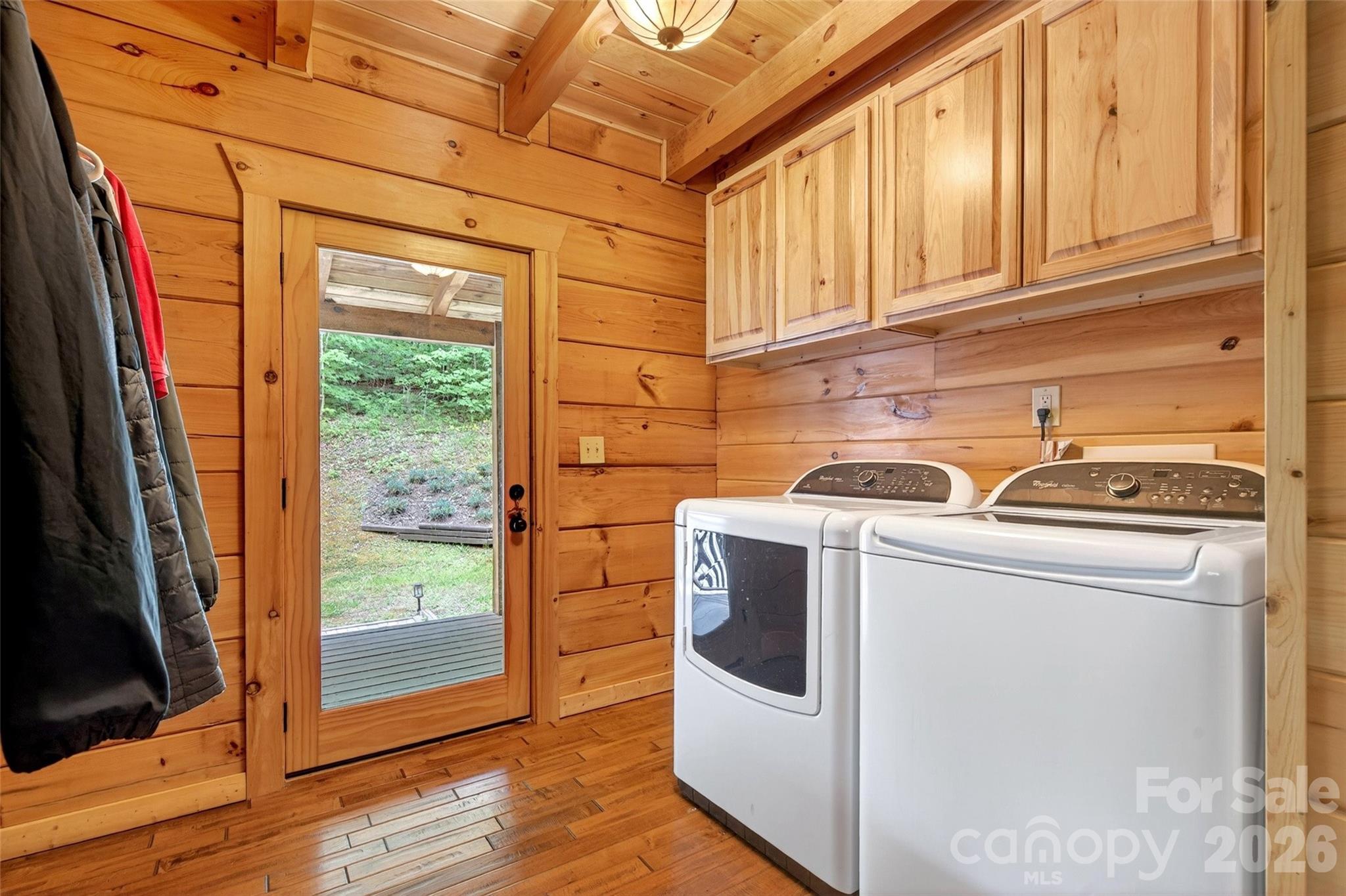 34 Waterfall Drive Property Photo 33