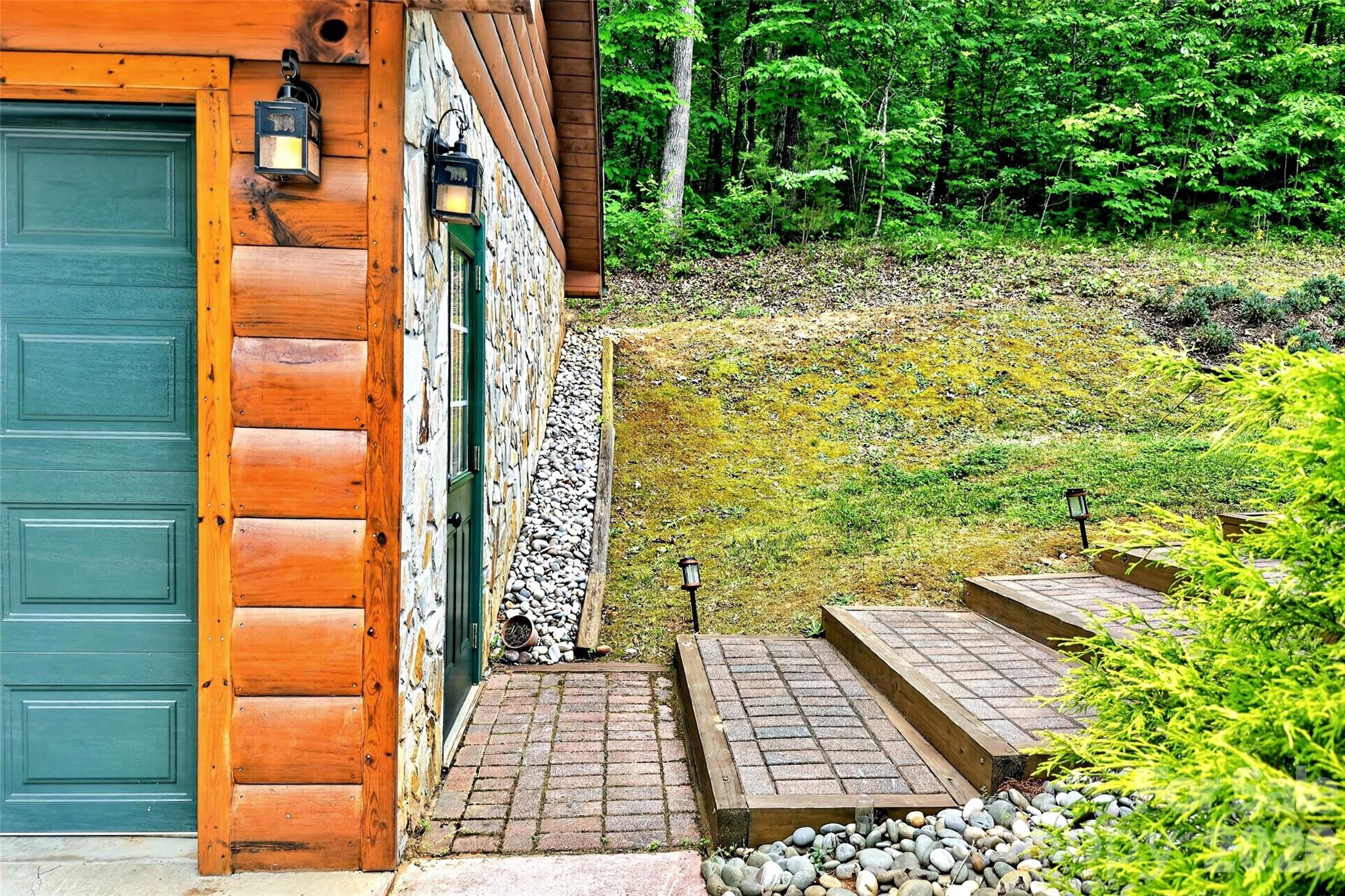 34 Waterfall Drive Property Photo 34