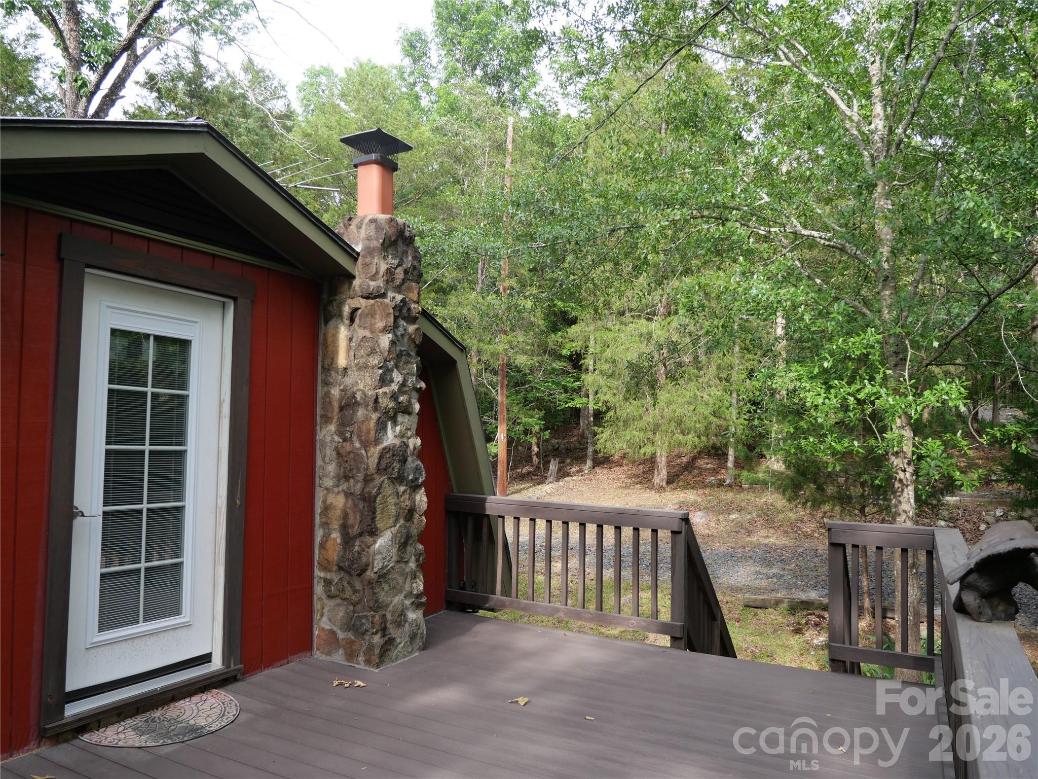 416 Lake Shore Drive Property Photo 18