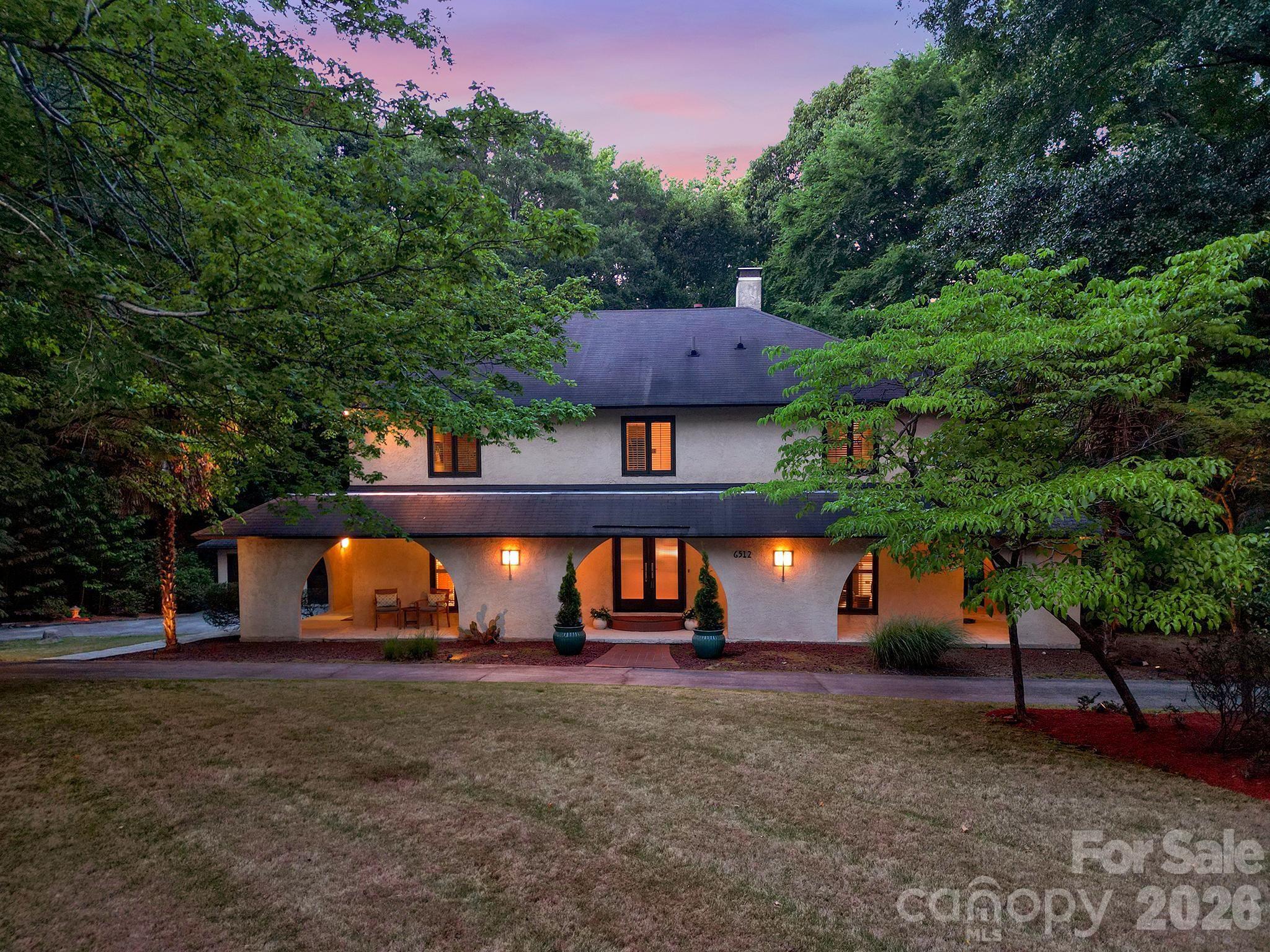 6512 Carmel Hills Drive Property Photo 3