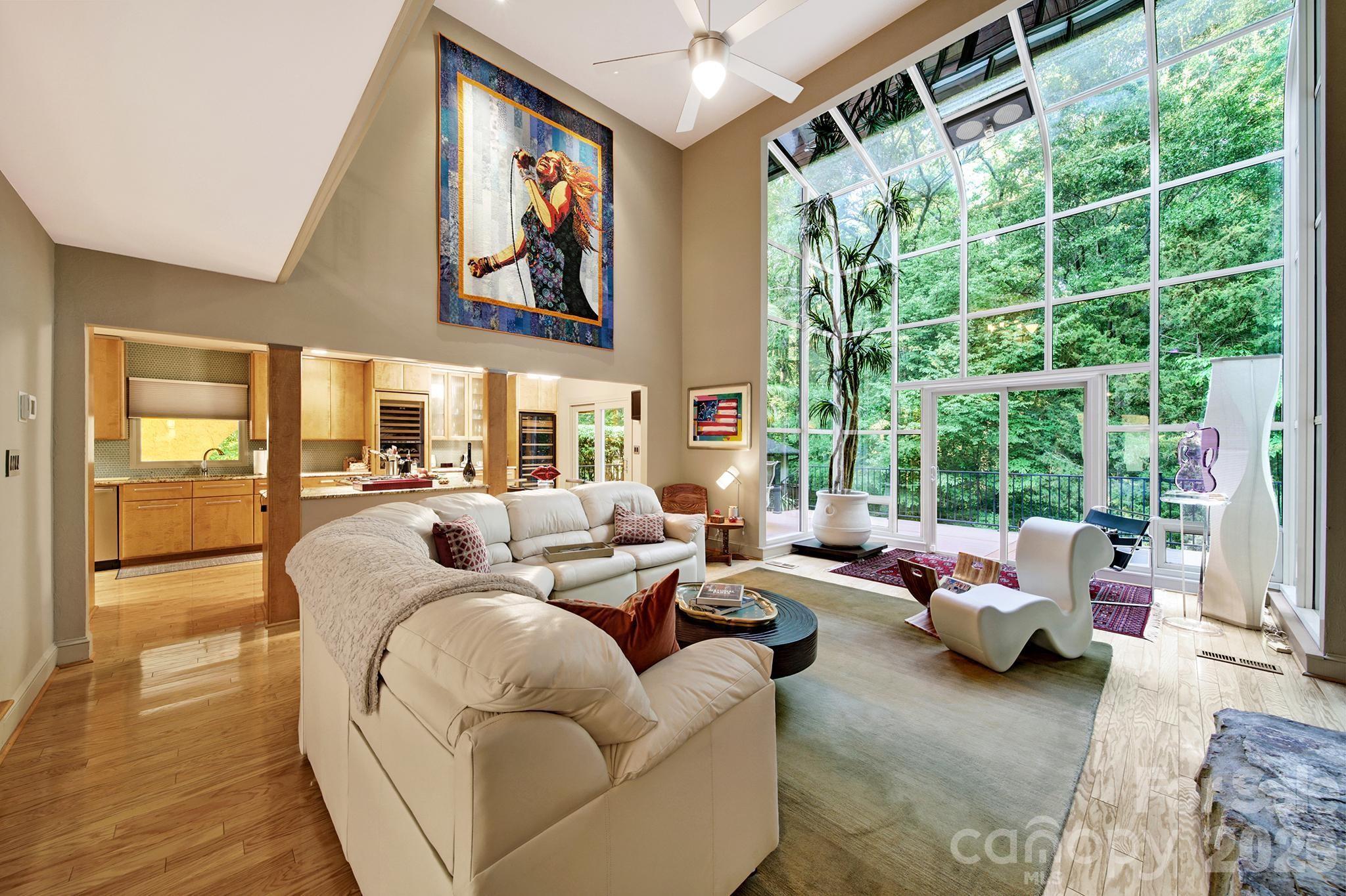 6512 Carmel Hills Drive Property Photo 16