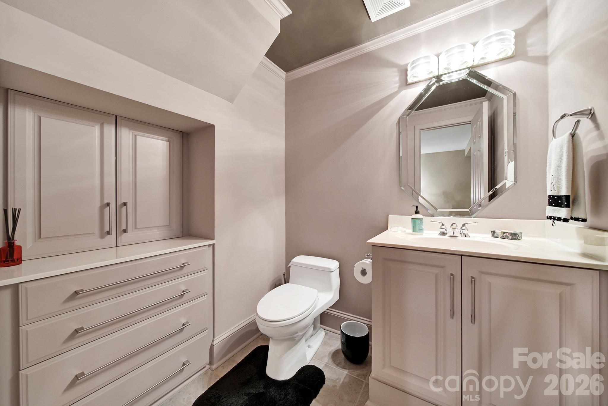6512 Carmel Hills Drive Property Photo 43