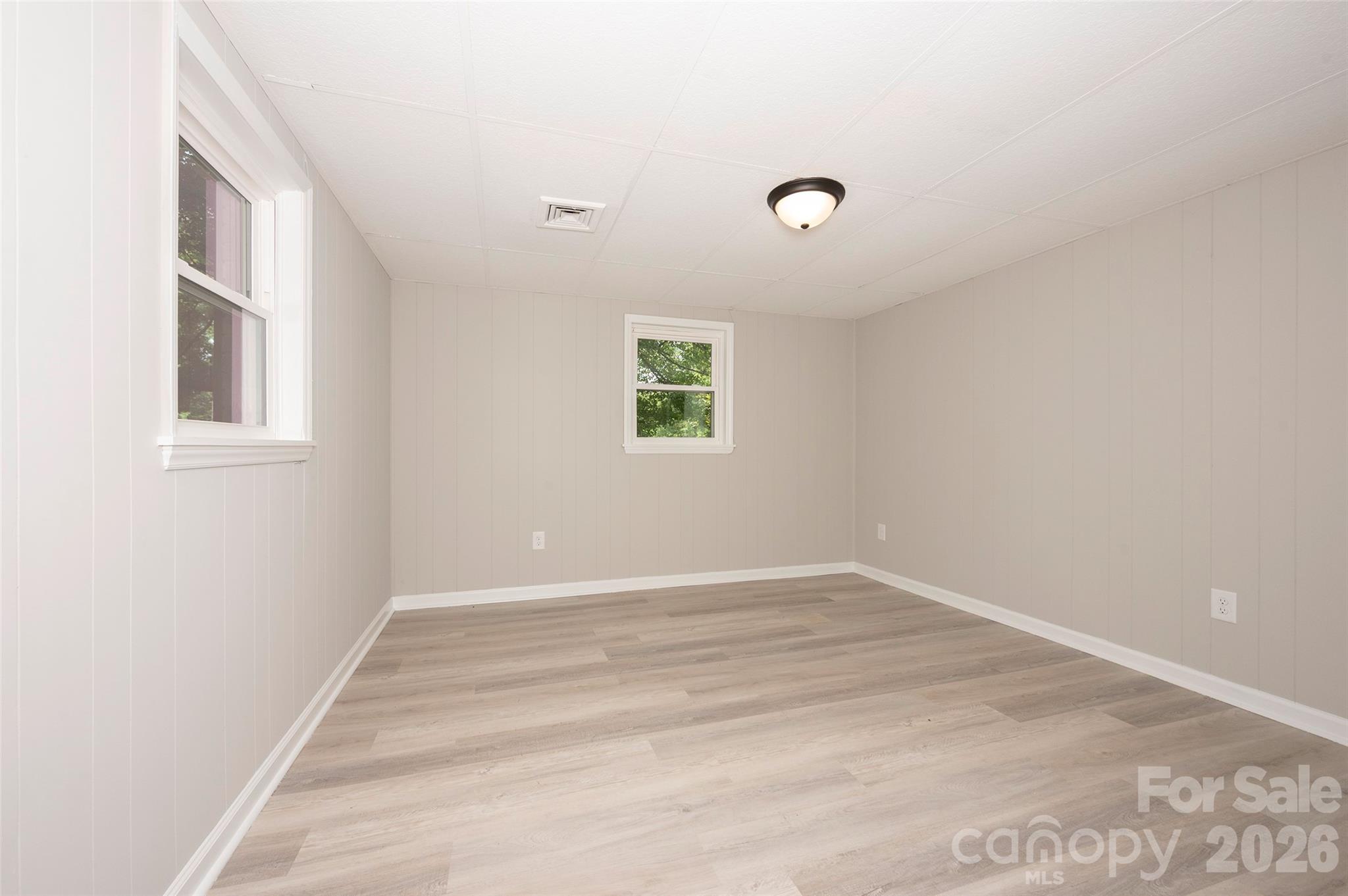 107 Coram Avenue Property Photo 33
