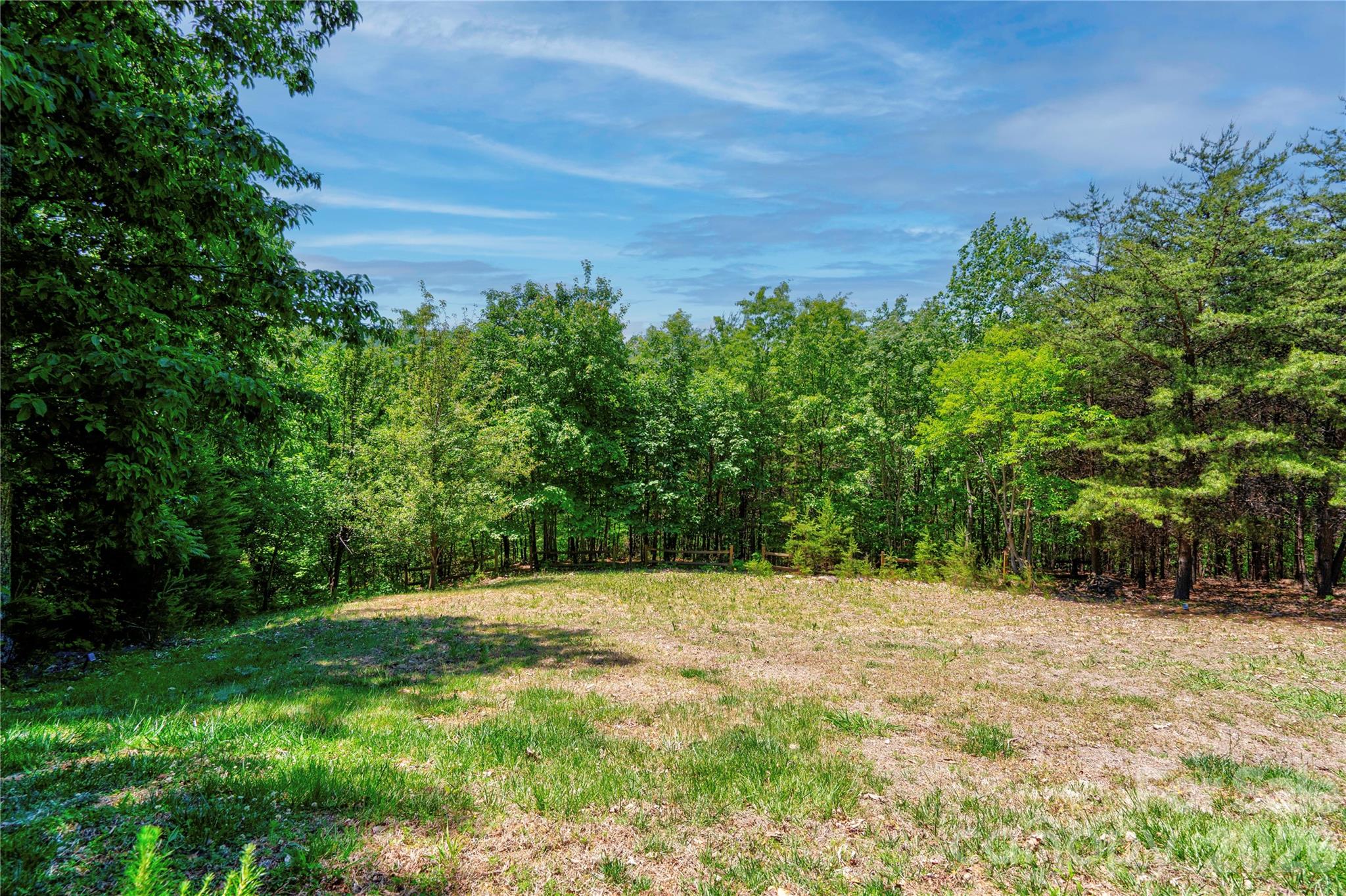 389 Woodgate Drive Property Photo 18
