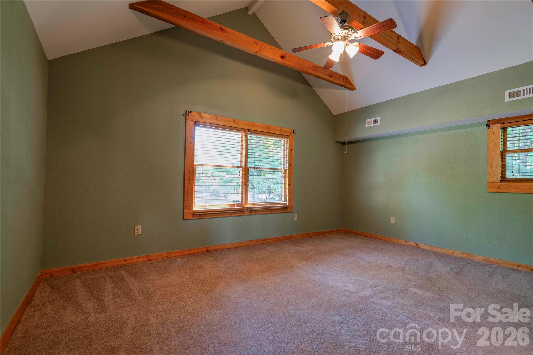389 Woodgate Drive Property Photo 22
