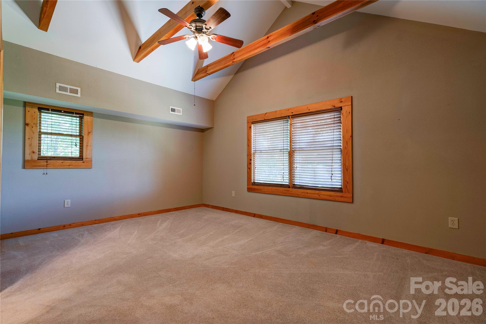 389 Woodgate Drive Property Photo 26