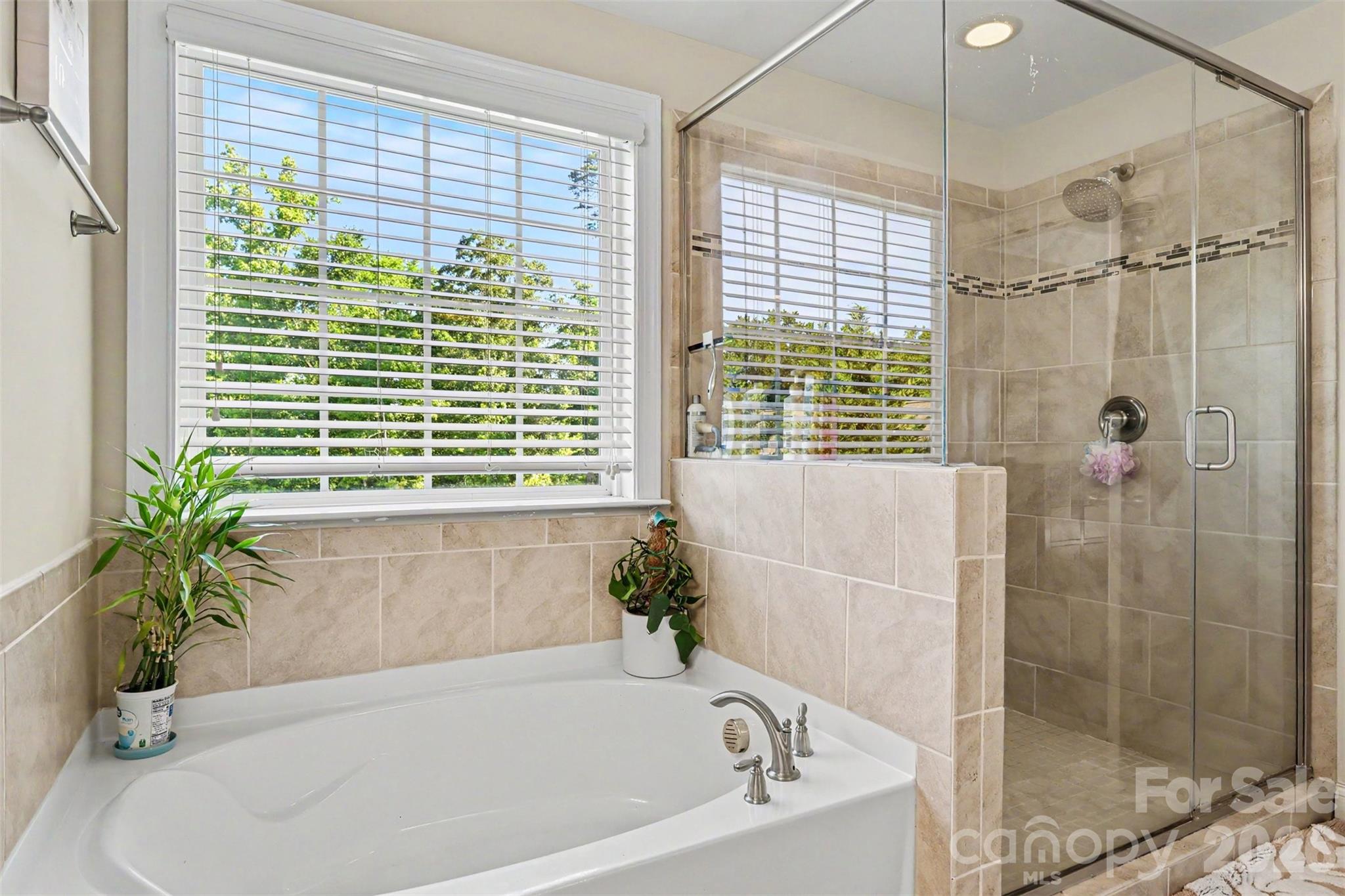 1376 Rainier Drive Property Photo 3