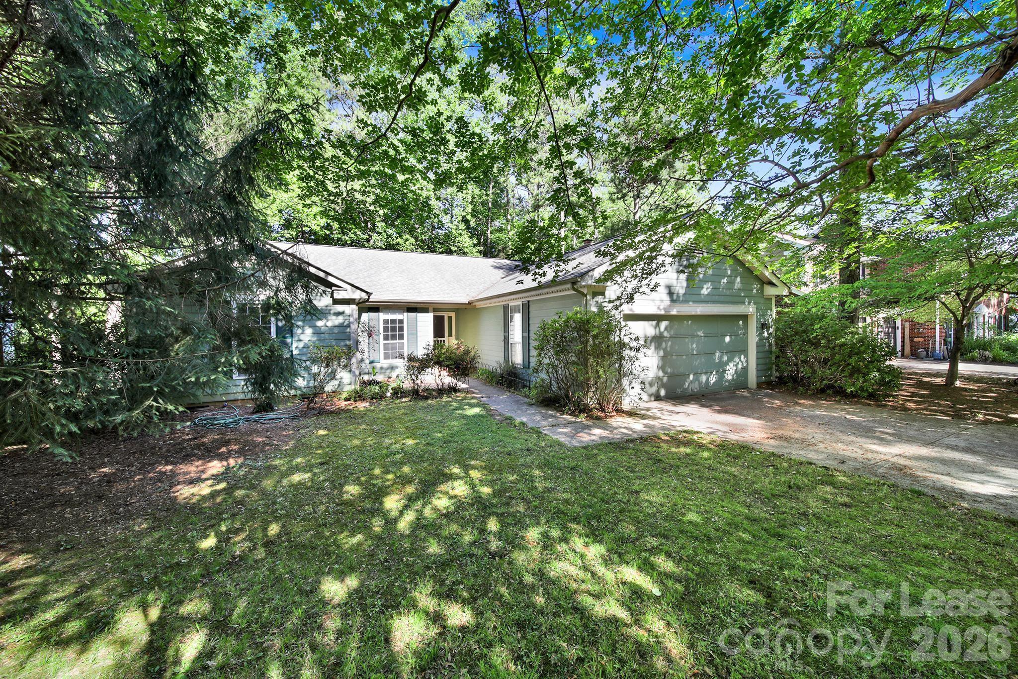 3421 Crescent Knoll Drive Property Photo 1