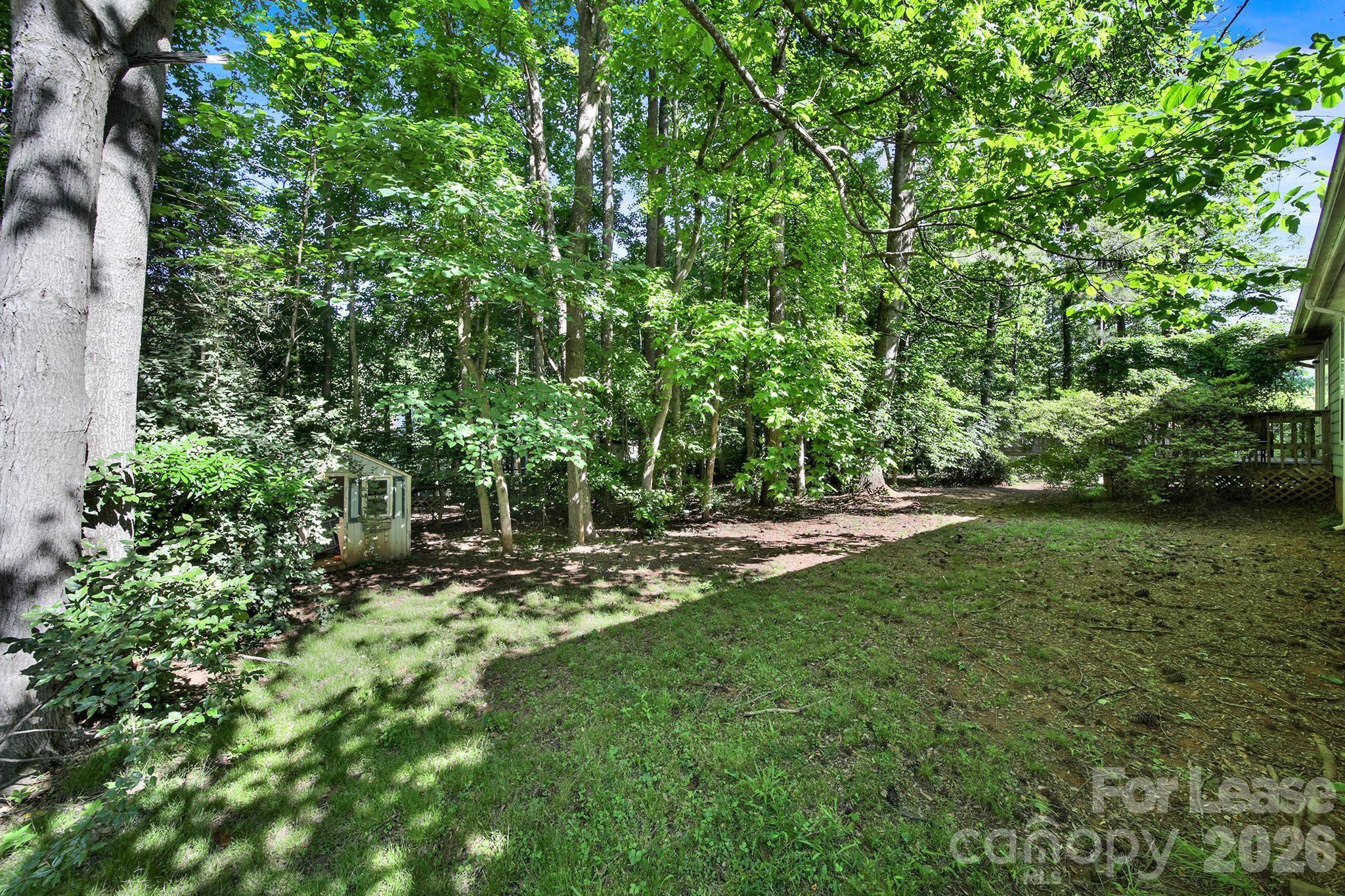 3421 Crescent Knoll Drive Property Photo 27