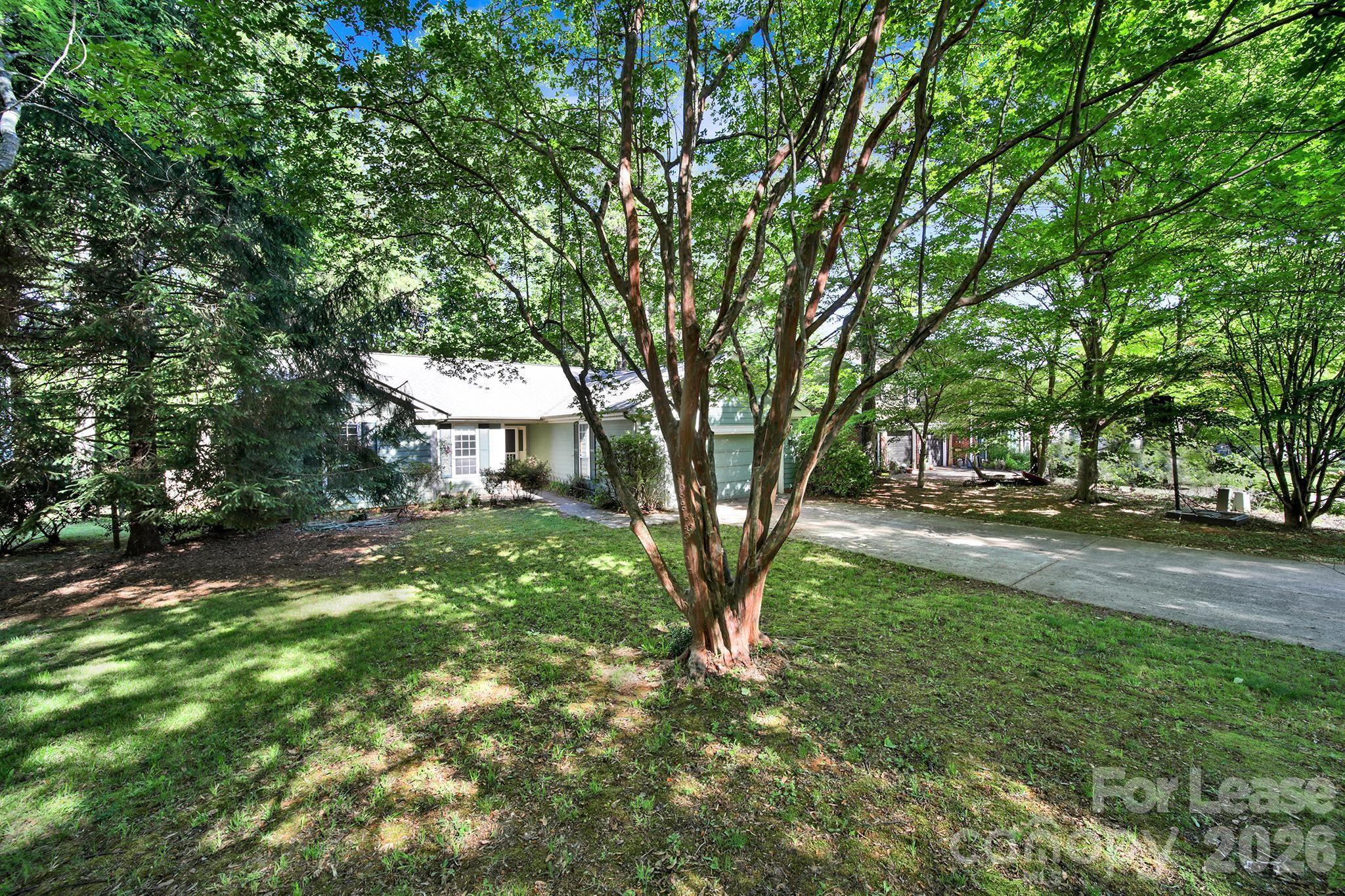 3421 Crescent Knoll Drive Property Photo 32