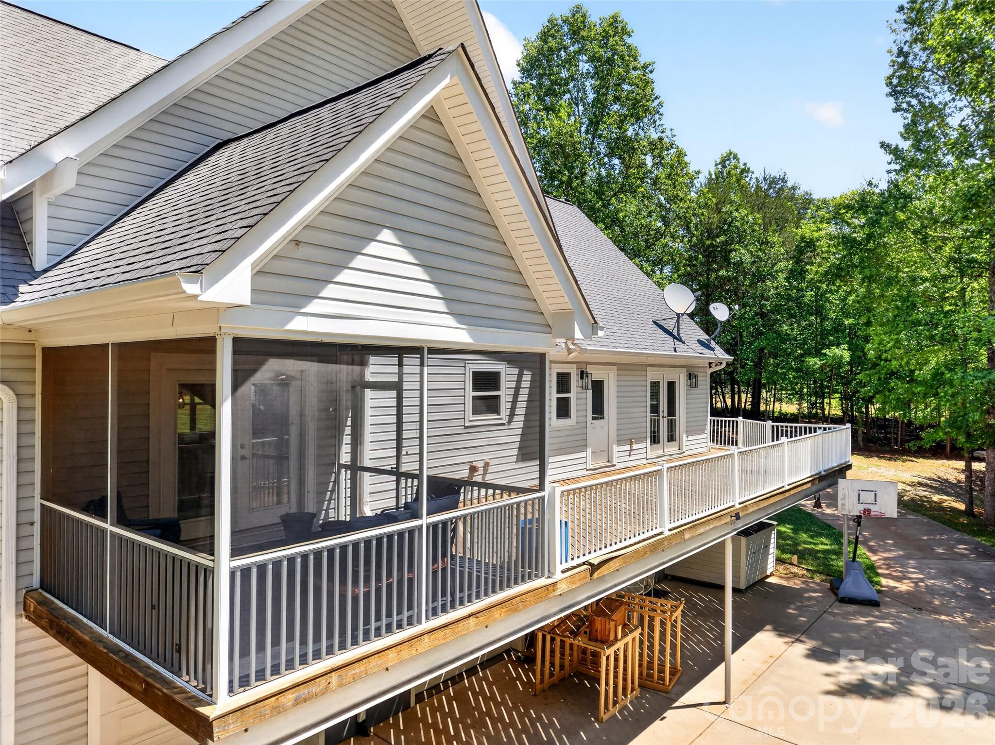 2977 Cabin Creek Drive Property Photo 8