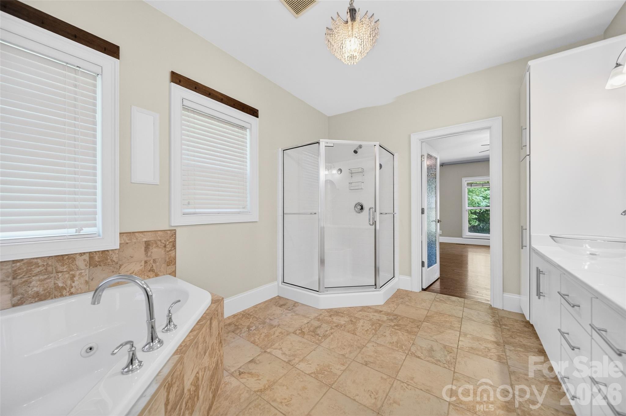 2977 Cabin Creek Drive Property Photo 24