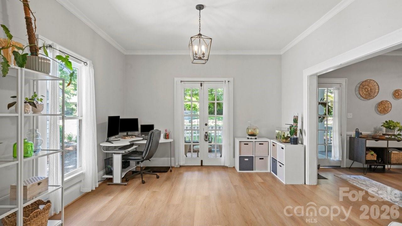 413 W 5th Avenue Property Photo 20