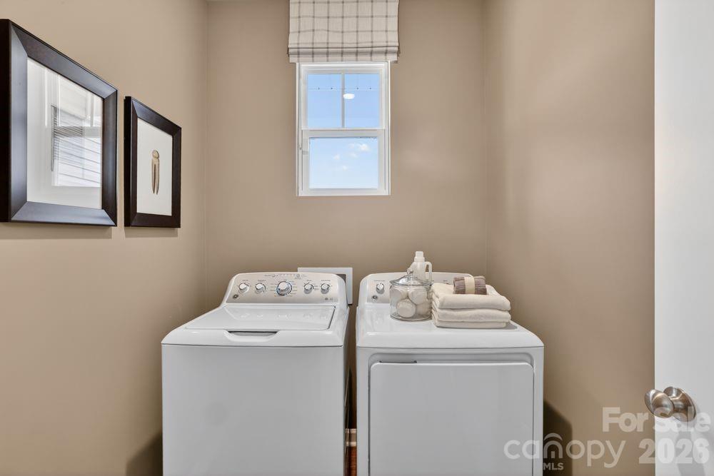 407 Silver Birch Court Property Photo 19
