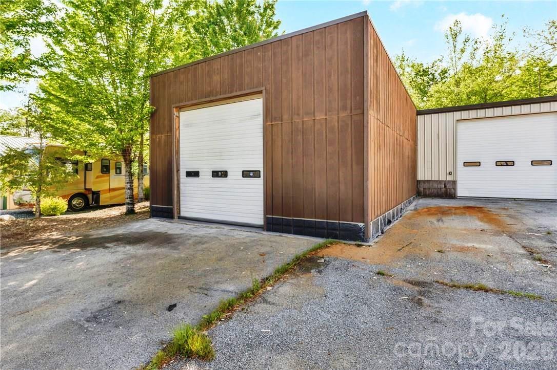 151 H O Aldridge Road A, B Property Photo 5