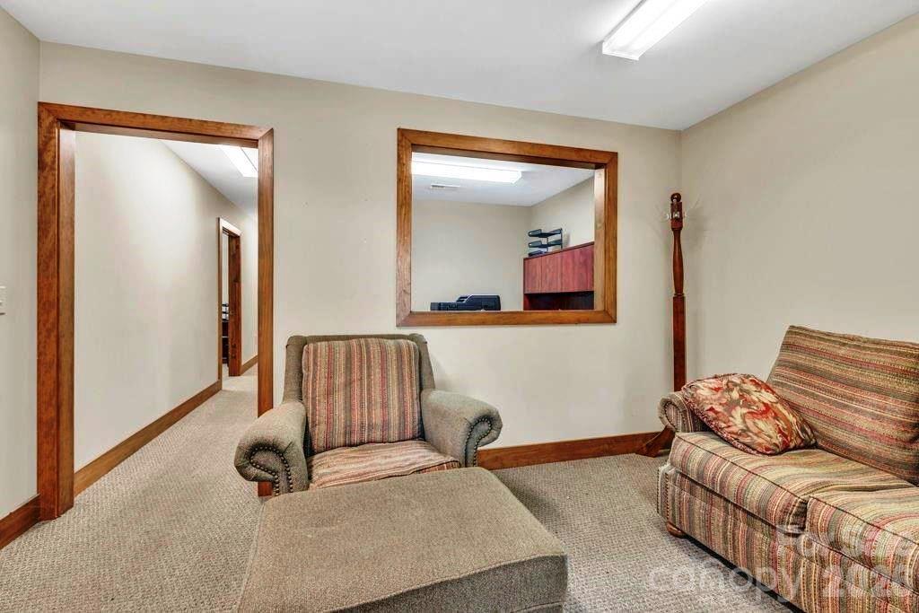 151 H O Aldridge Road A, B Property Photo 10
