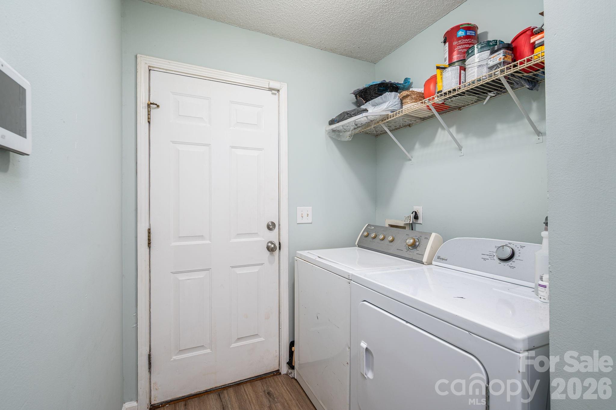 807 Willow Lane Property Photo 12