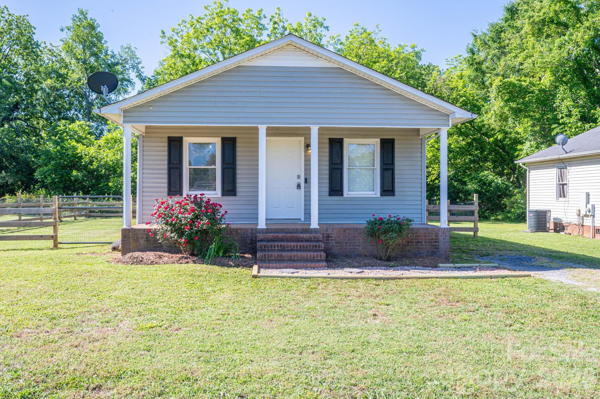 807 Willow Lane Property Photo 18