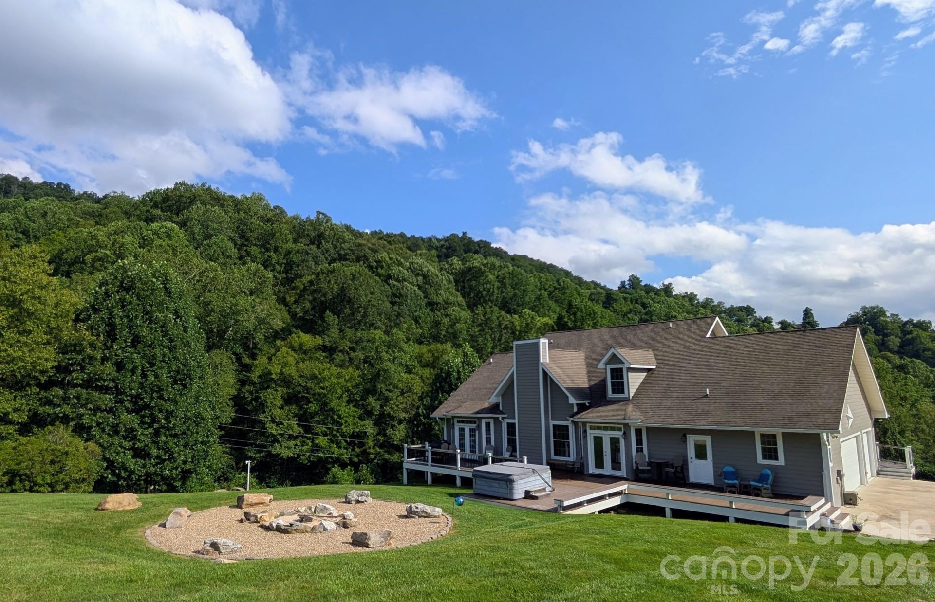 96 Buckeye Branch Drive Property Photo 3
