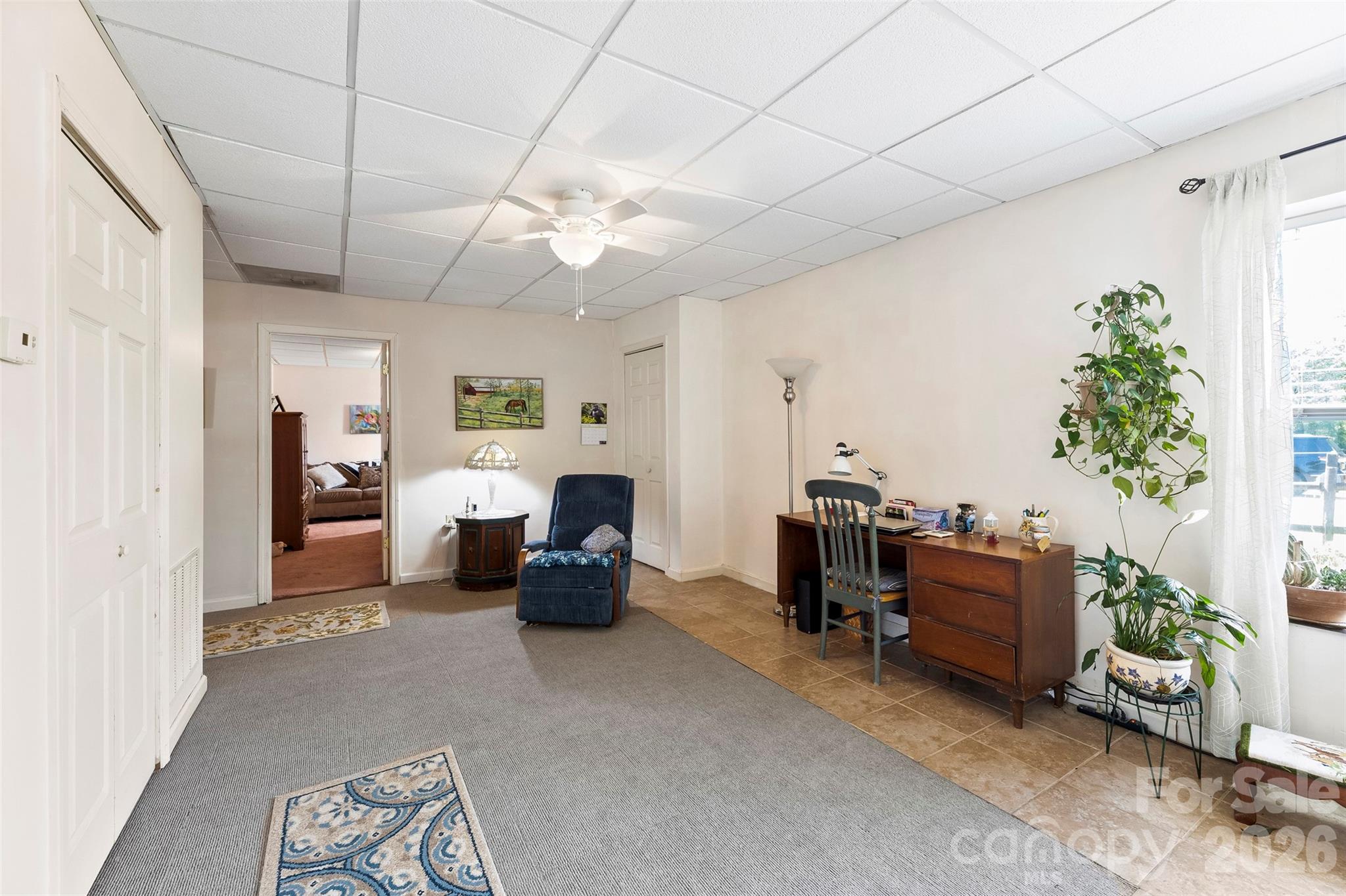 2246 N Aspen Street Property Photo 8