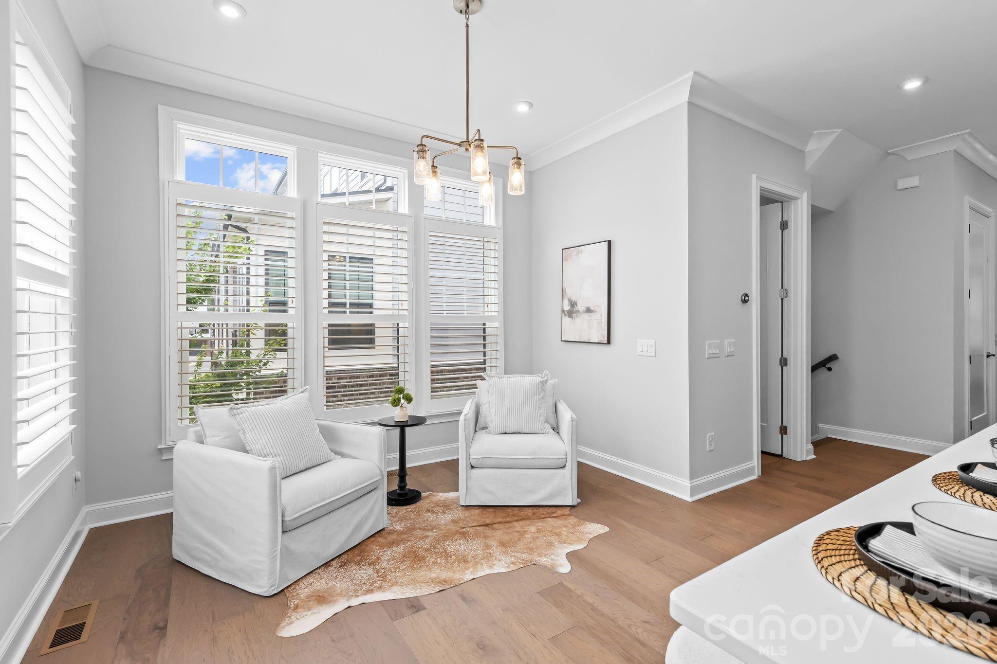 2525 Deacon Avenue Property Photo 12