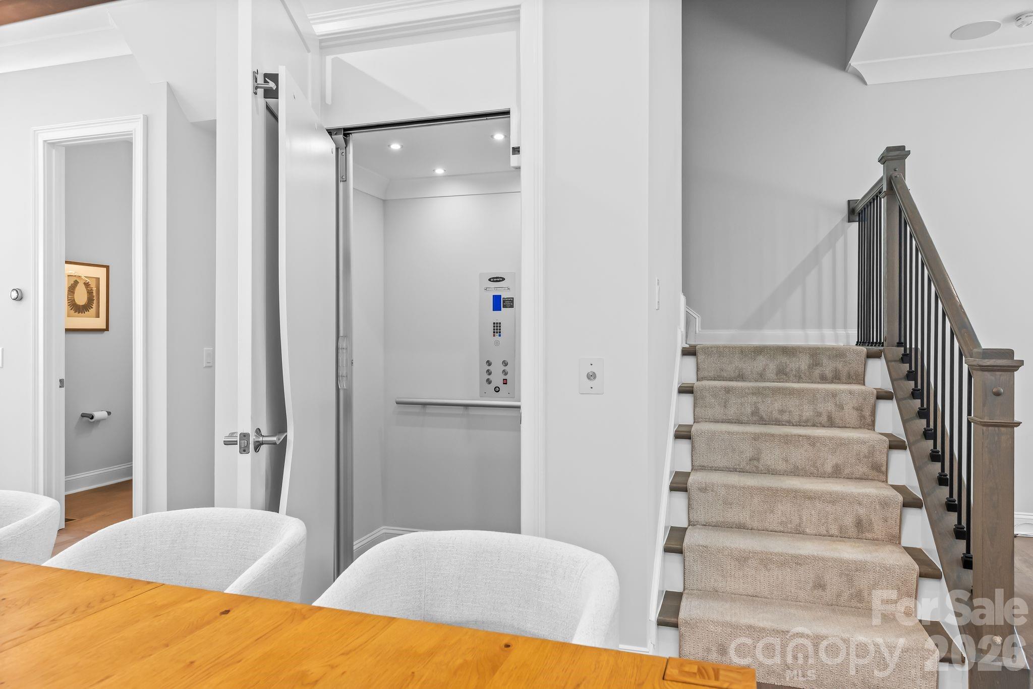 2525 Deacon Avenue Property Photo 23