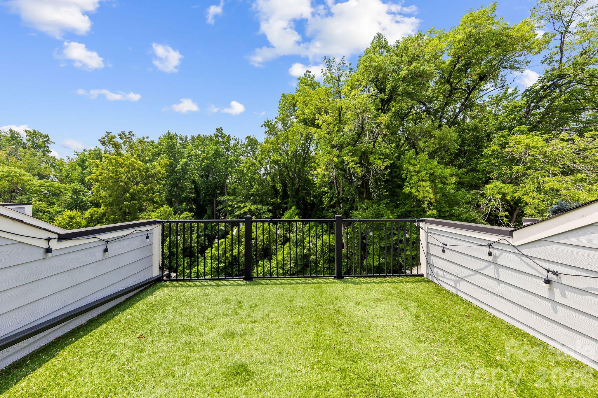 2525 Deacon Avenue Property Photo 42