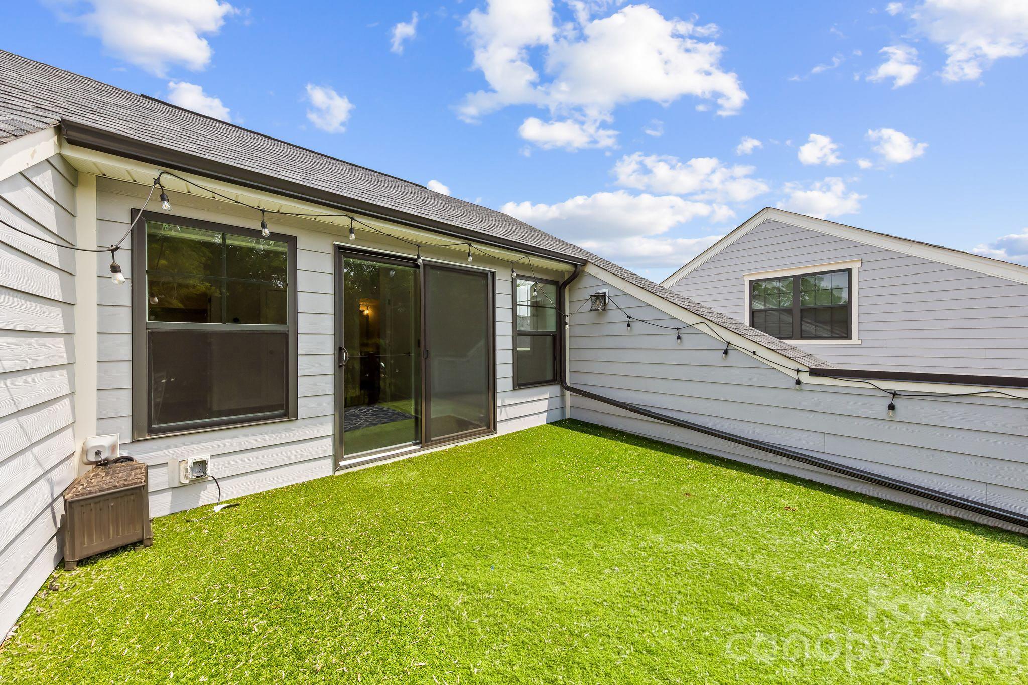 2525 Deacon Avenue Property Photo 43