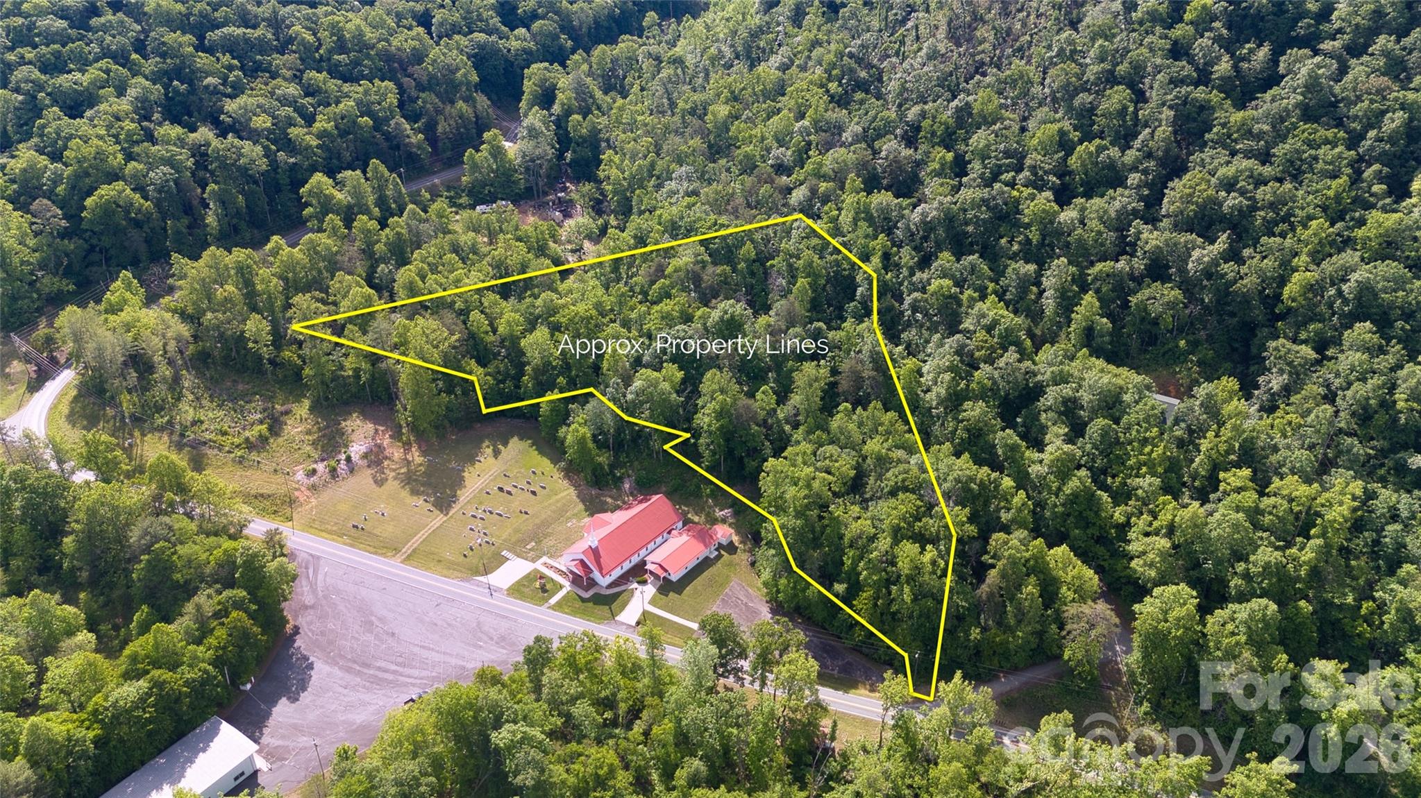0 Hide Away Run Property Photo 3