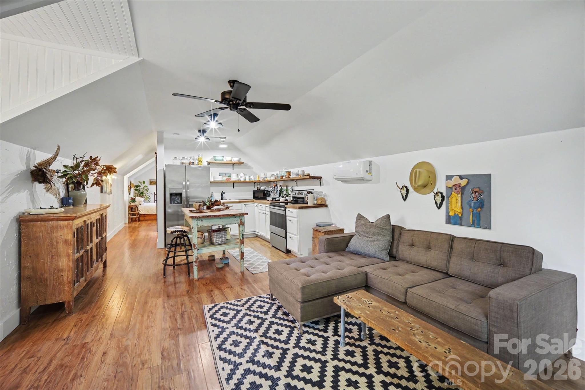 9701 Deer Run Road Property Photo 15