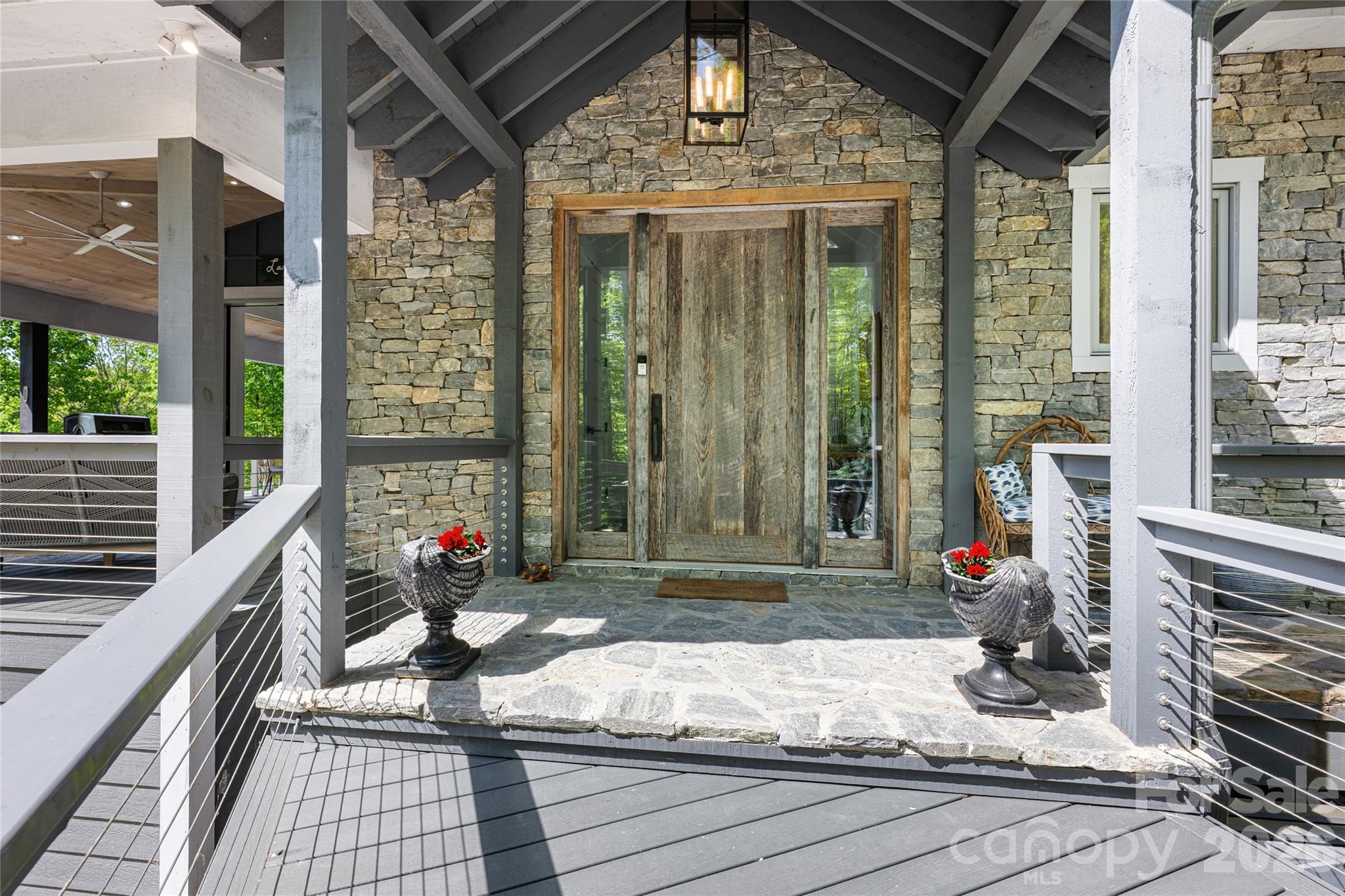 2235 Cold Mountain Road Property Photo 2