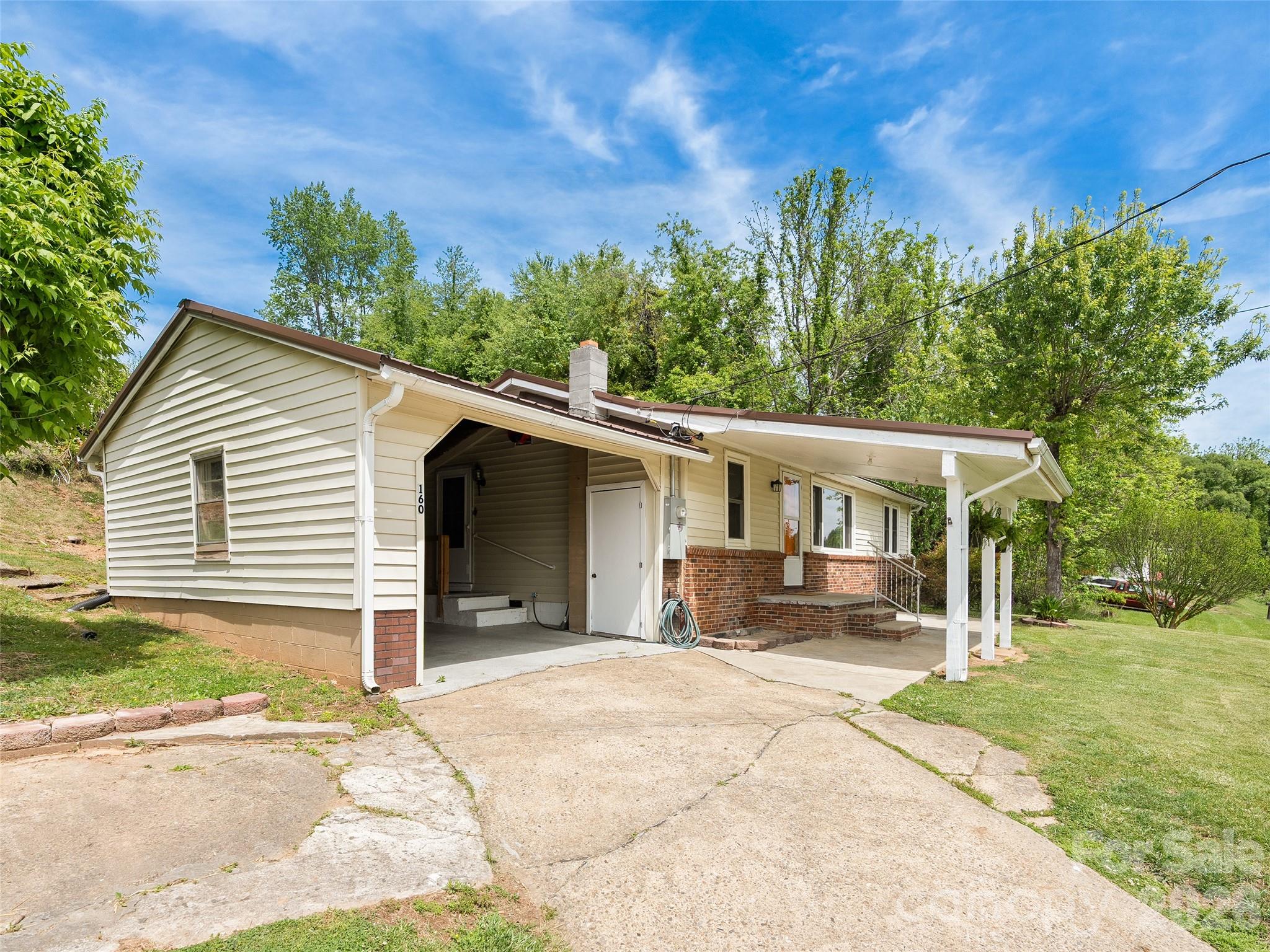 160 Cooper Street Property Photo 2