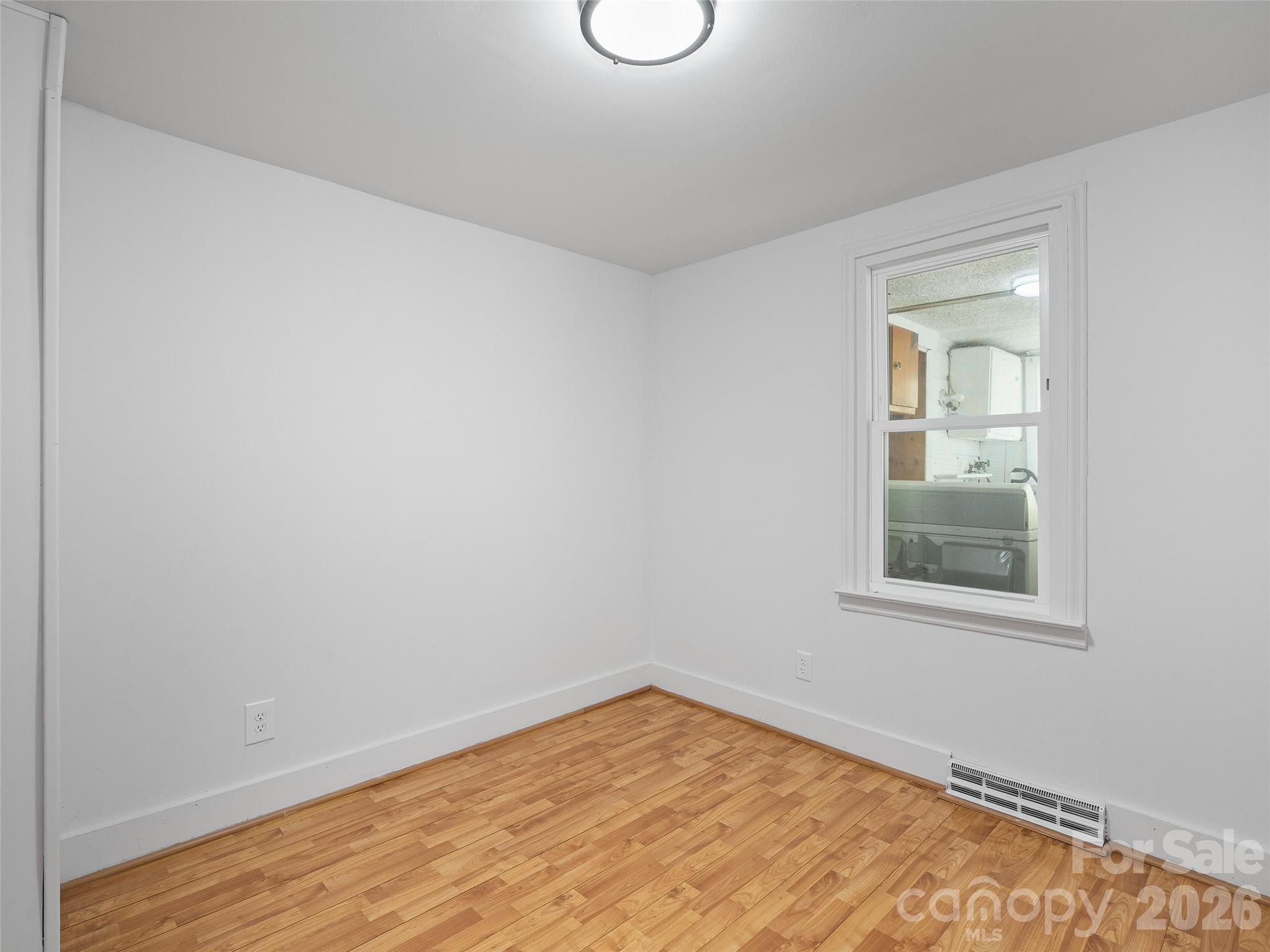 160 Cooper Street Property Photo 14
